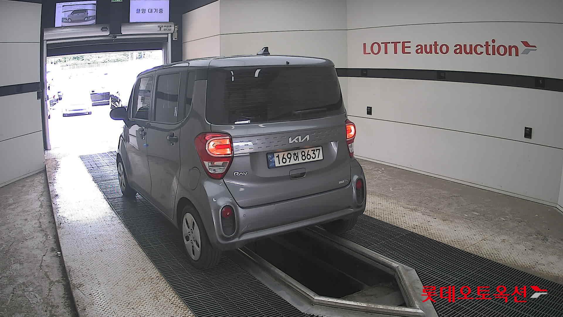 2022 - kia ray
