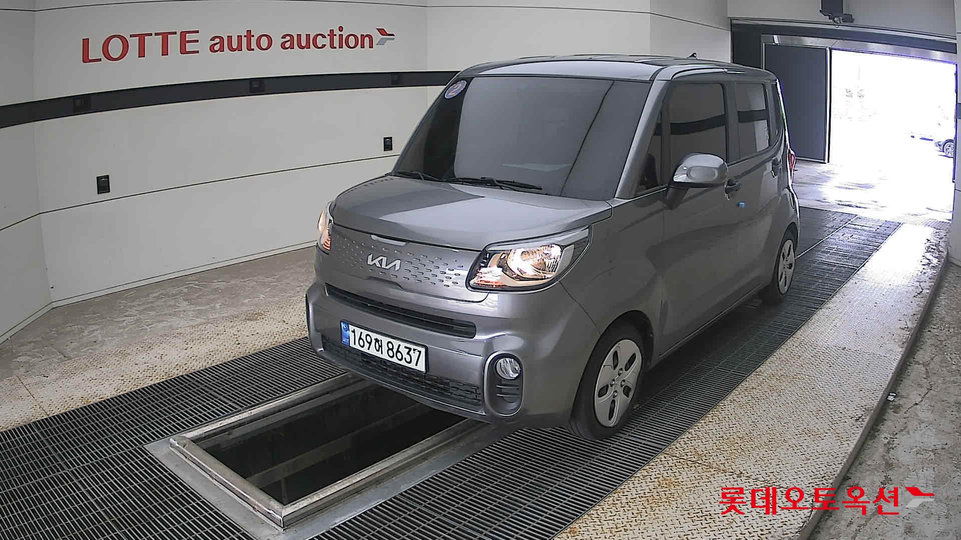 2022 - kia ray
