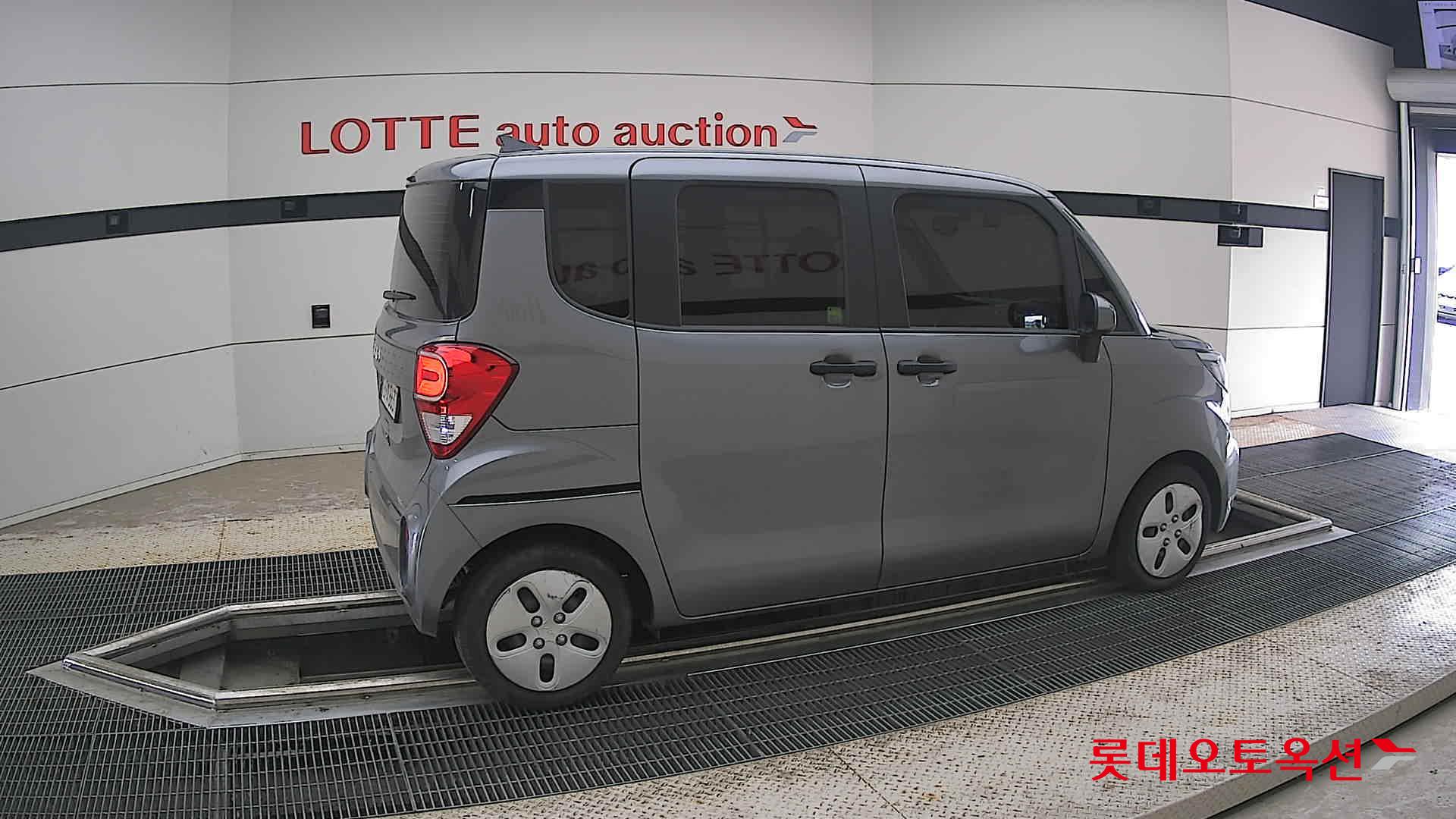 2022 - kia ray
