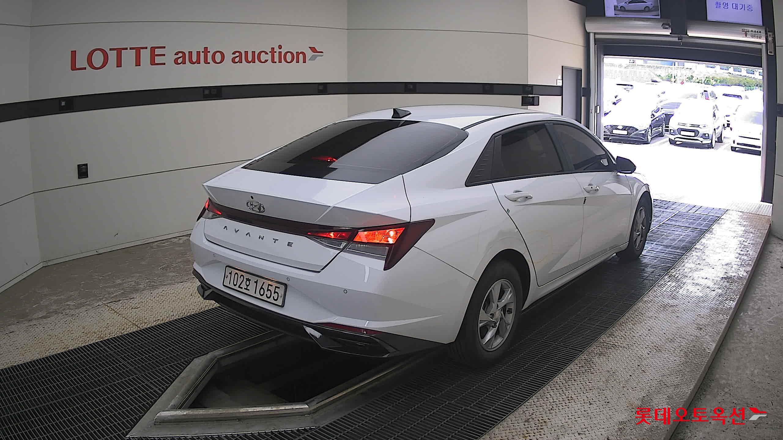 2021 - hyundai avante