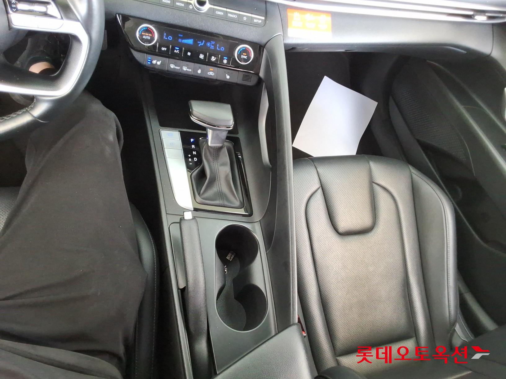2021 - hyundai avante