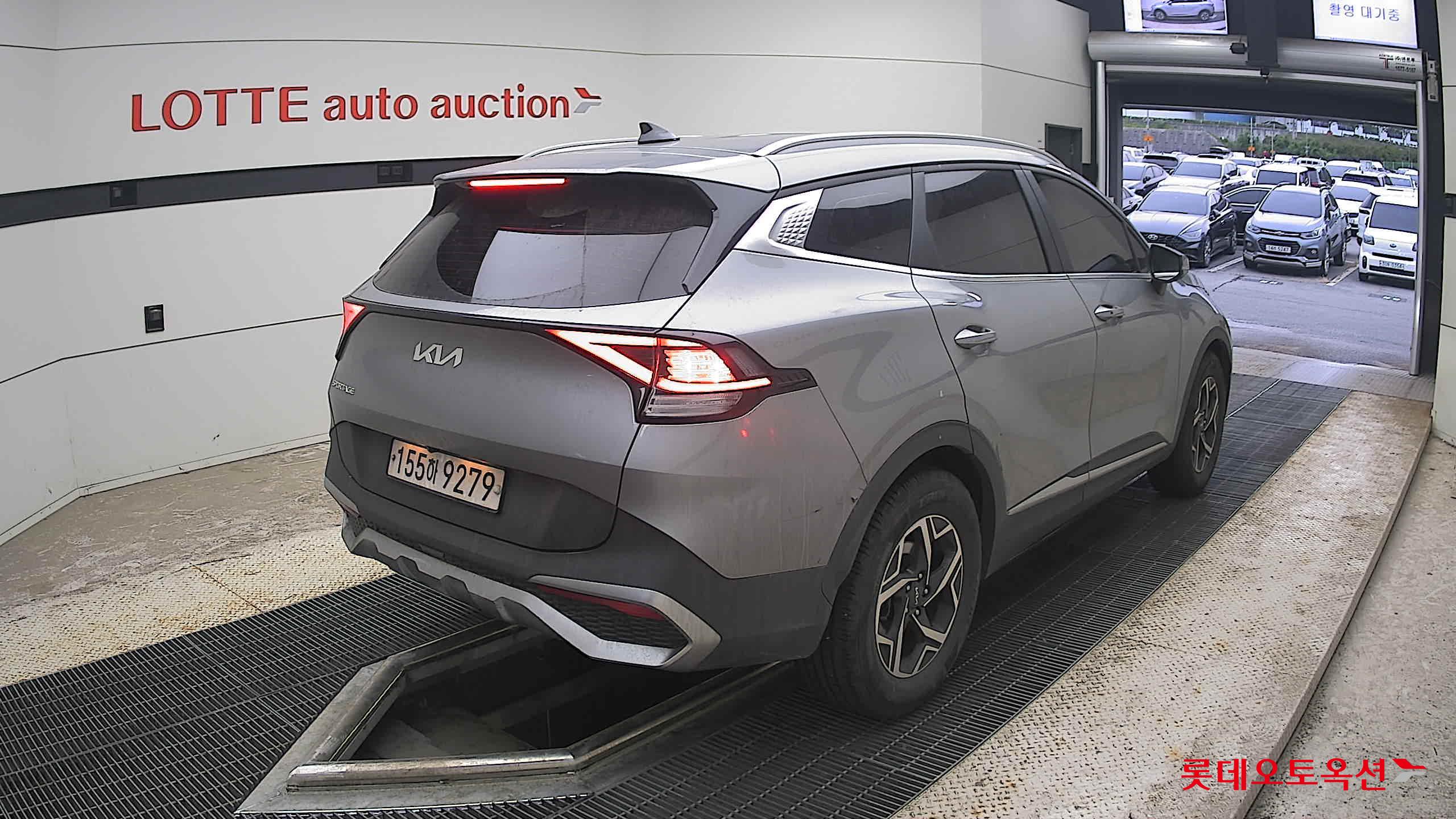 2022 - kia sportage
