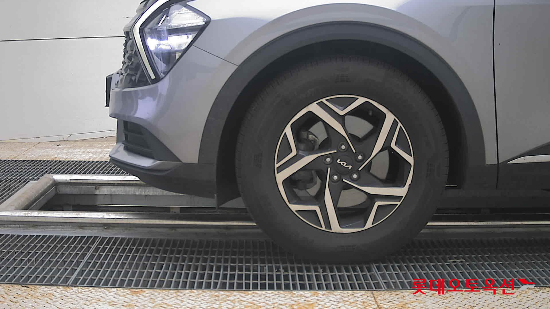 2022 - kia sportage