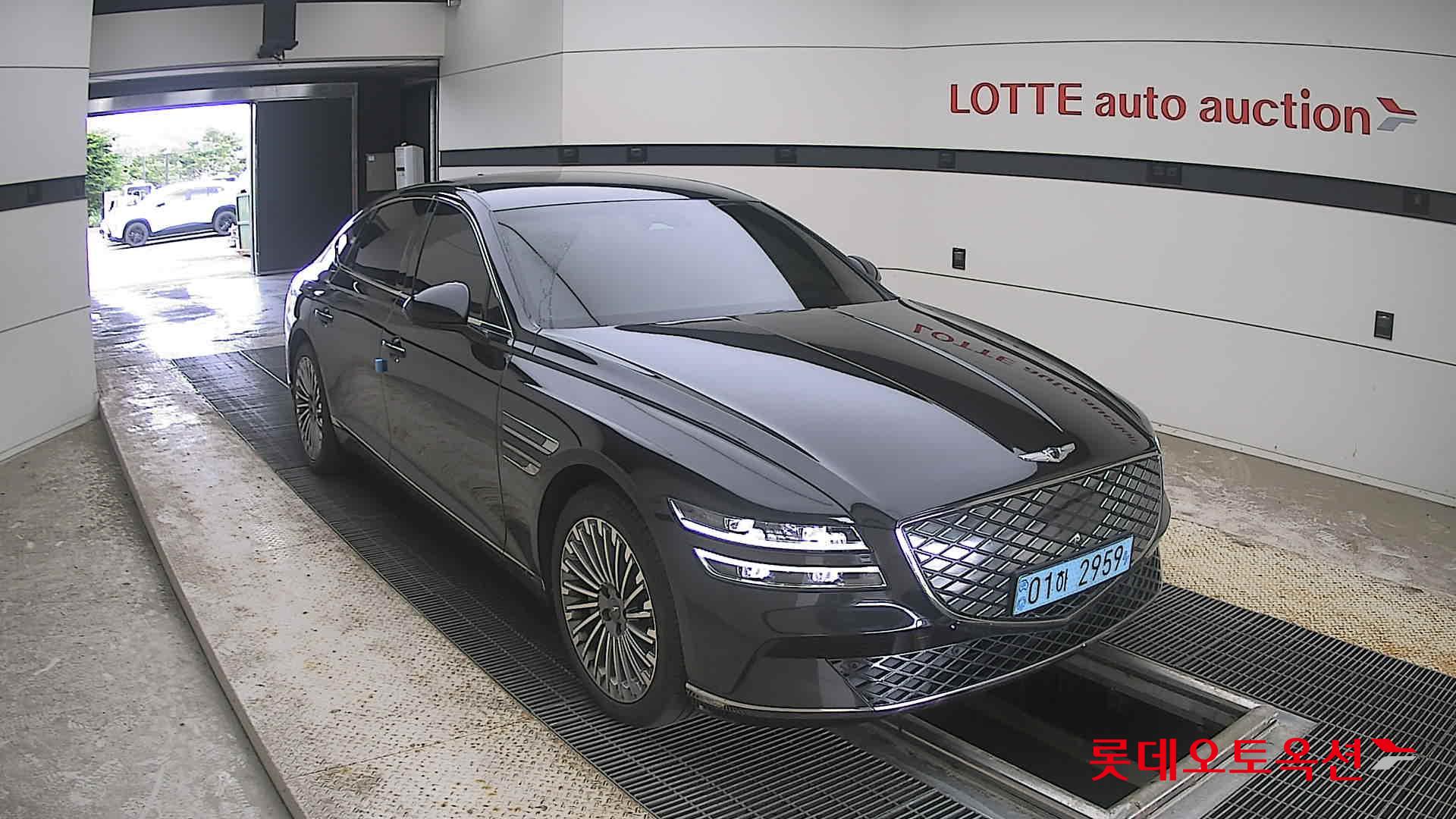 2022 - genesis g80