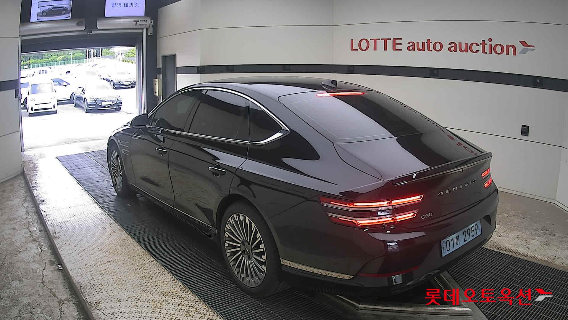 2022 - genesis g80