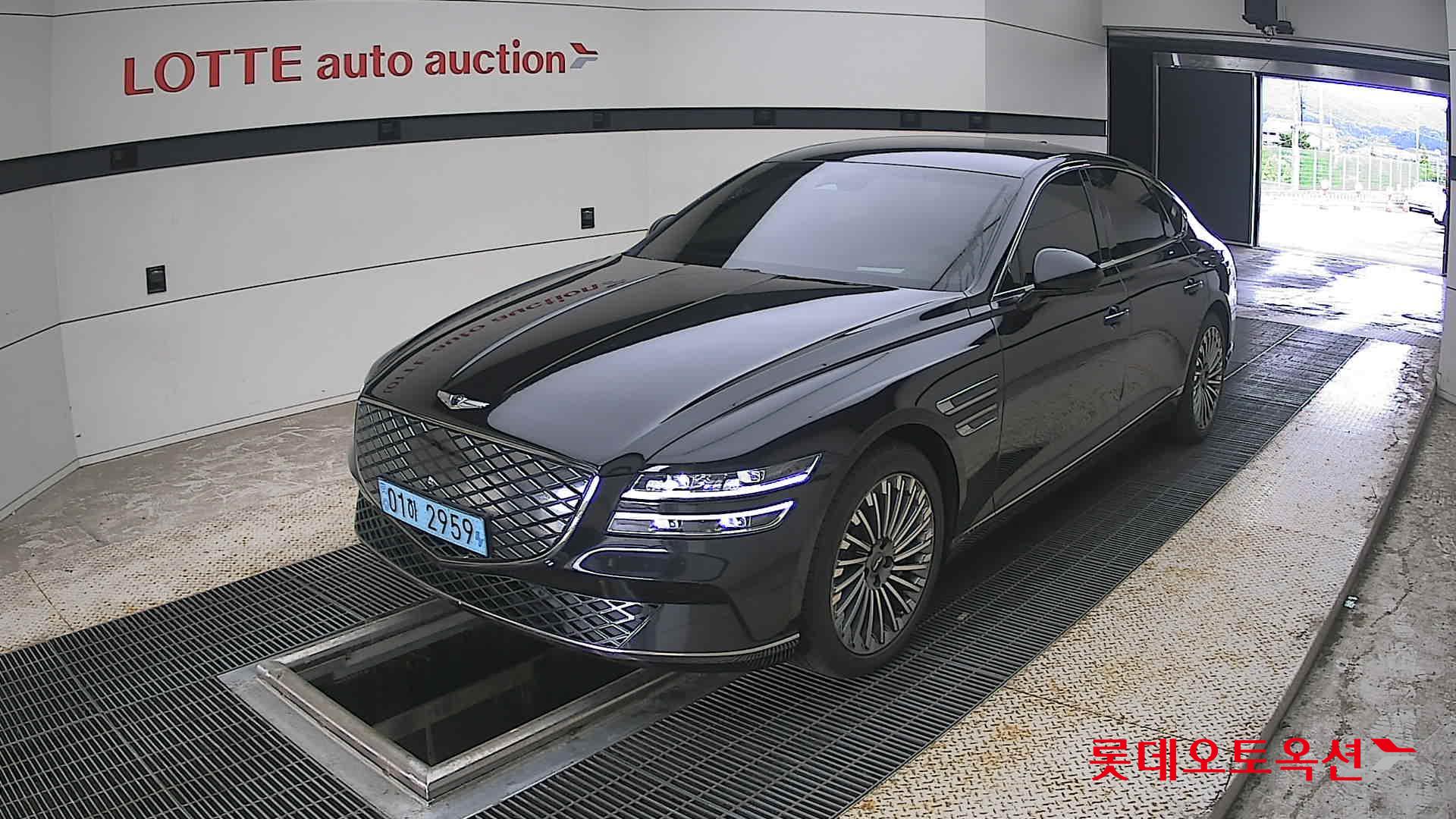 2022 - genesis g80
