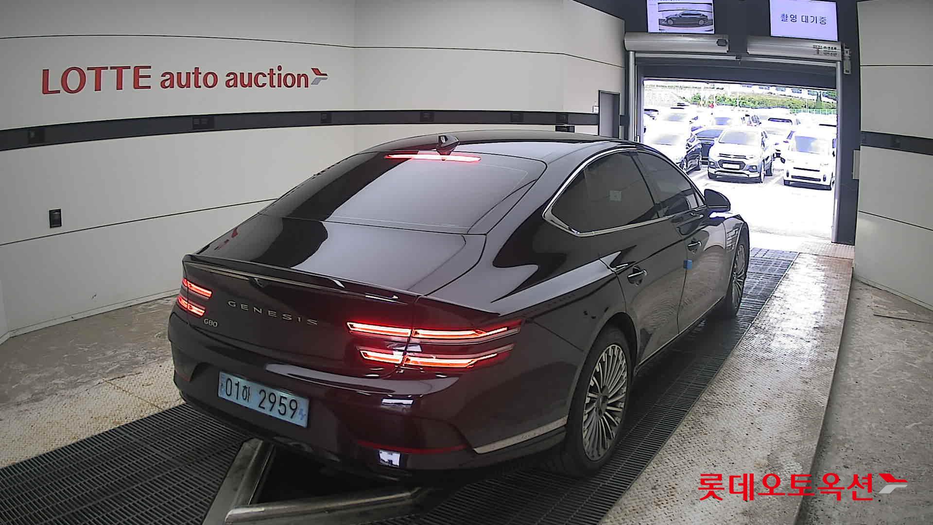 2022 - genesis g80