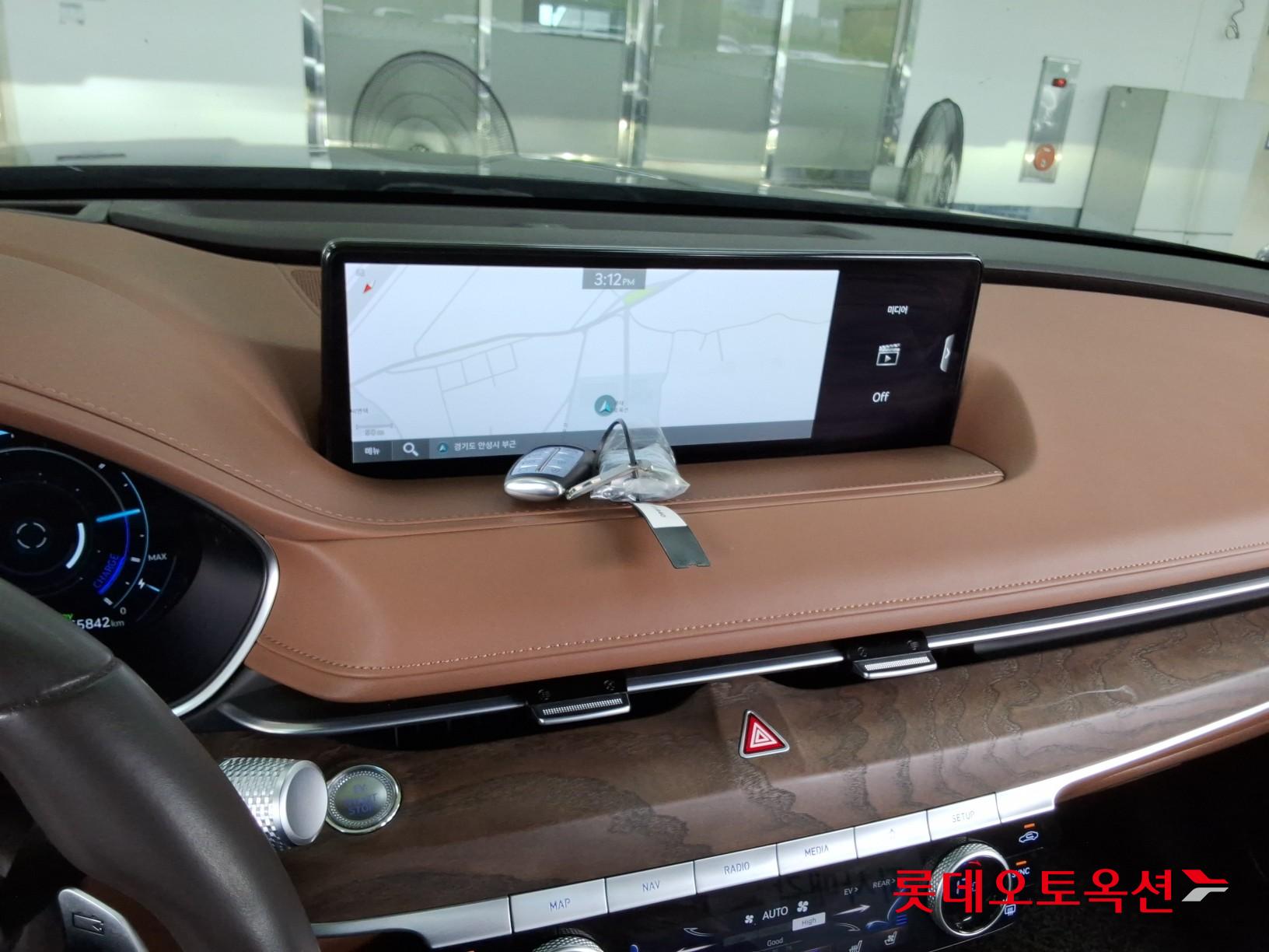 2022 - genesis g80