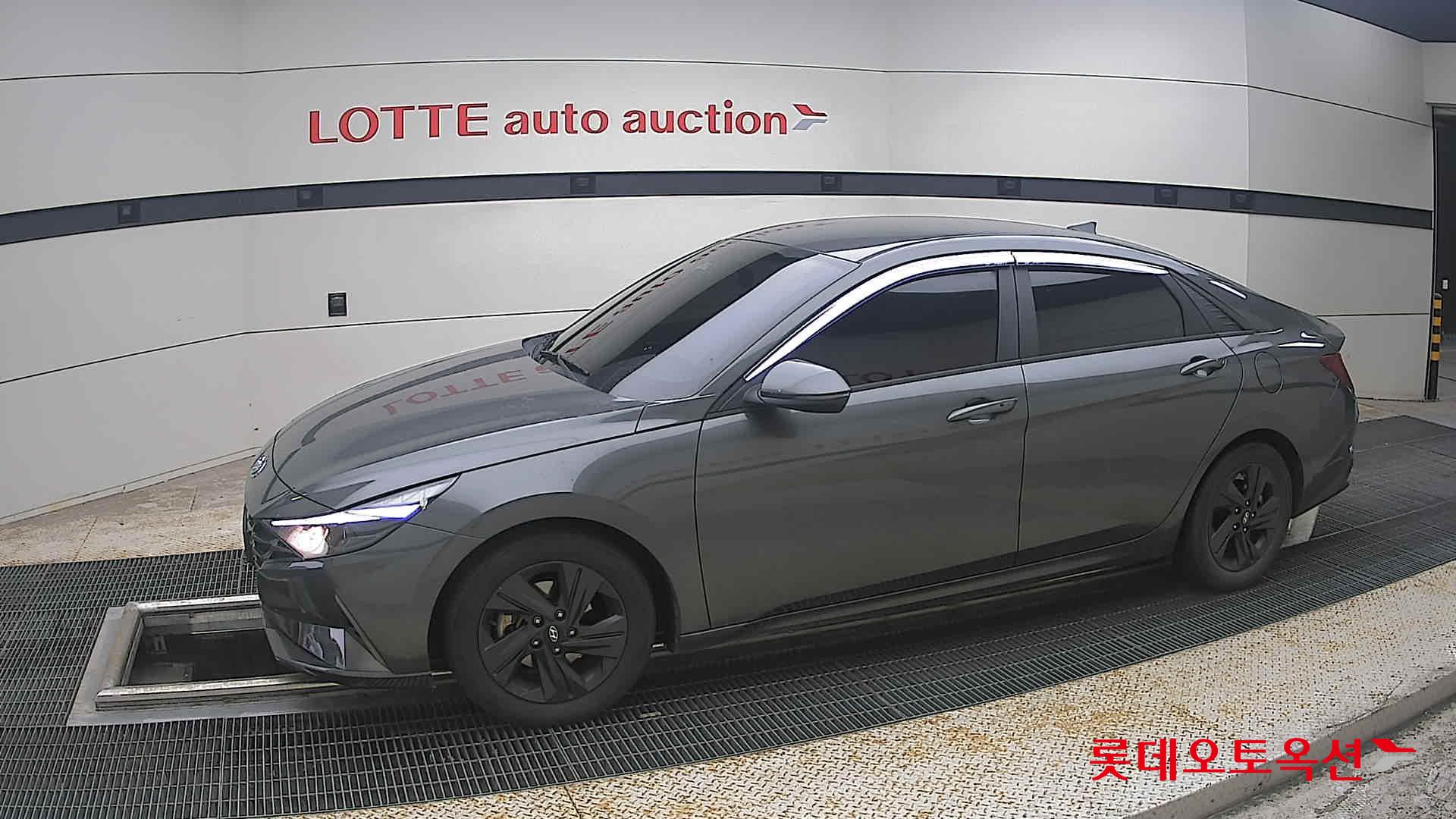 2021 - hyundai avante