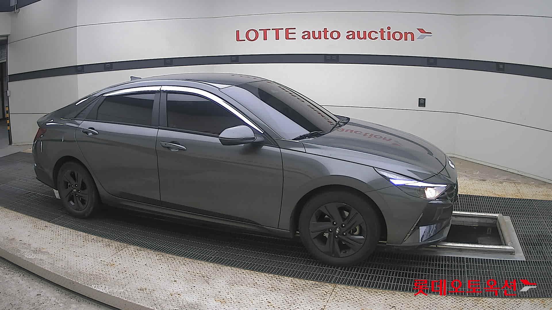 2021 - hyundai avante