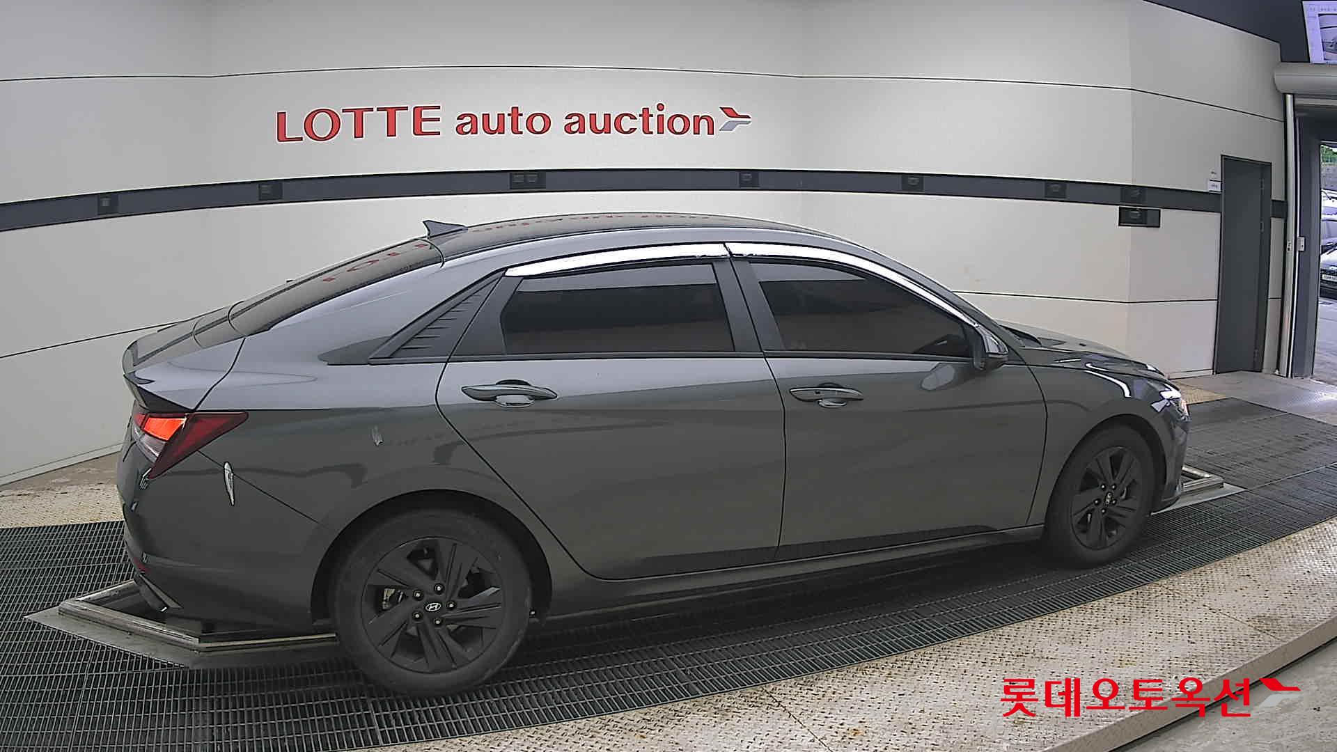 2021 - hyundai avante