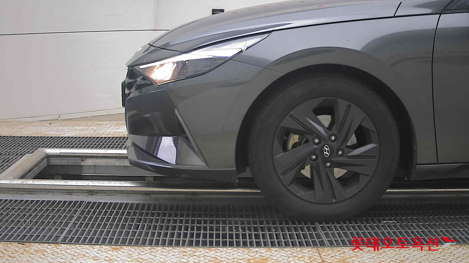 2021 - hyundai avante