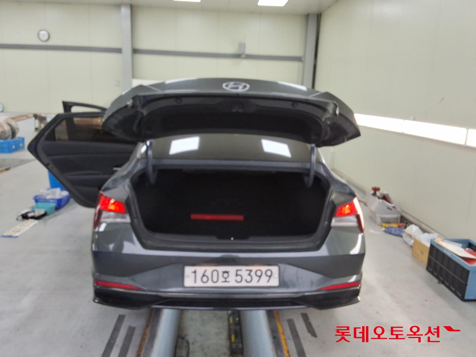 2021 - hyundai avante