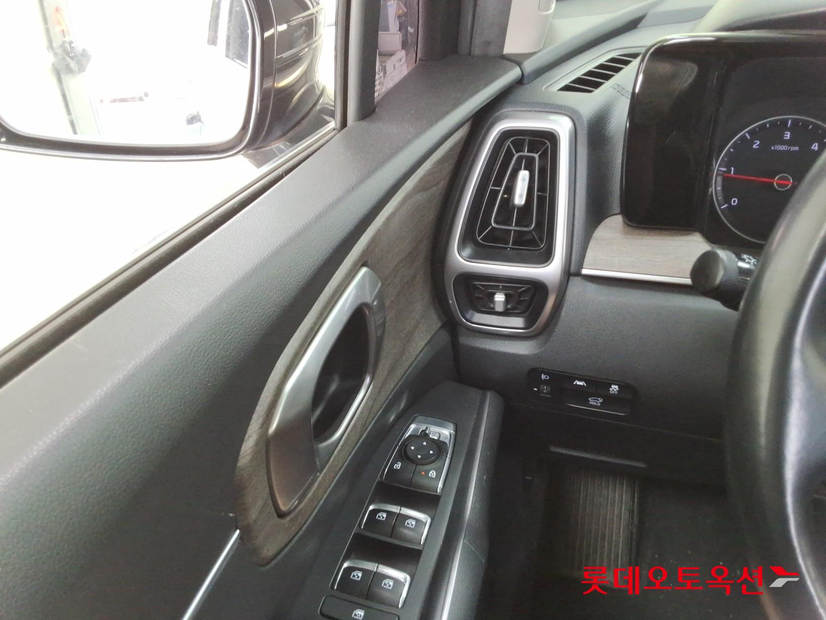 2021 - kia sorento
