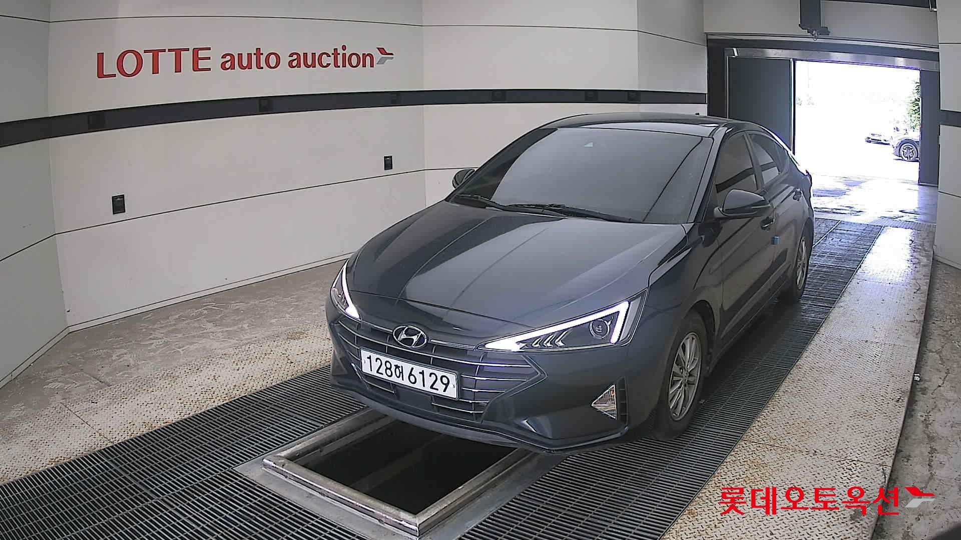 2020 - hyundai avante