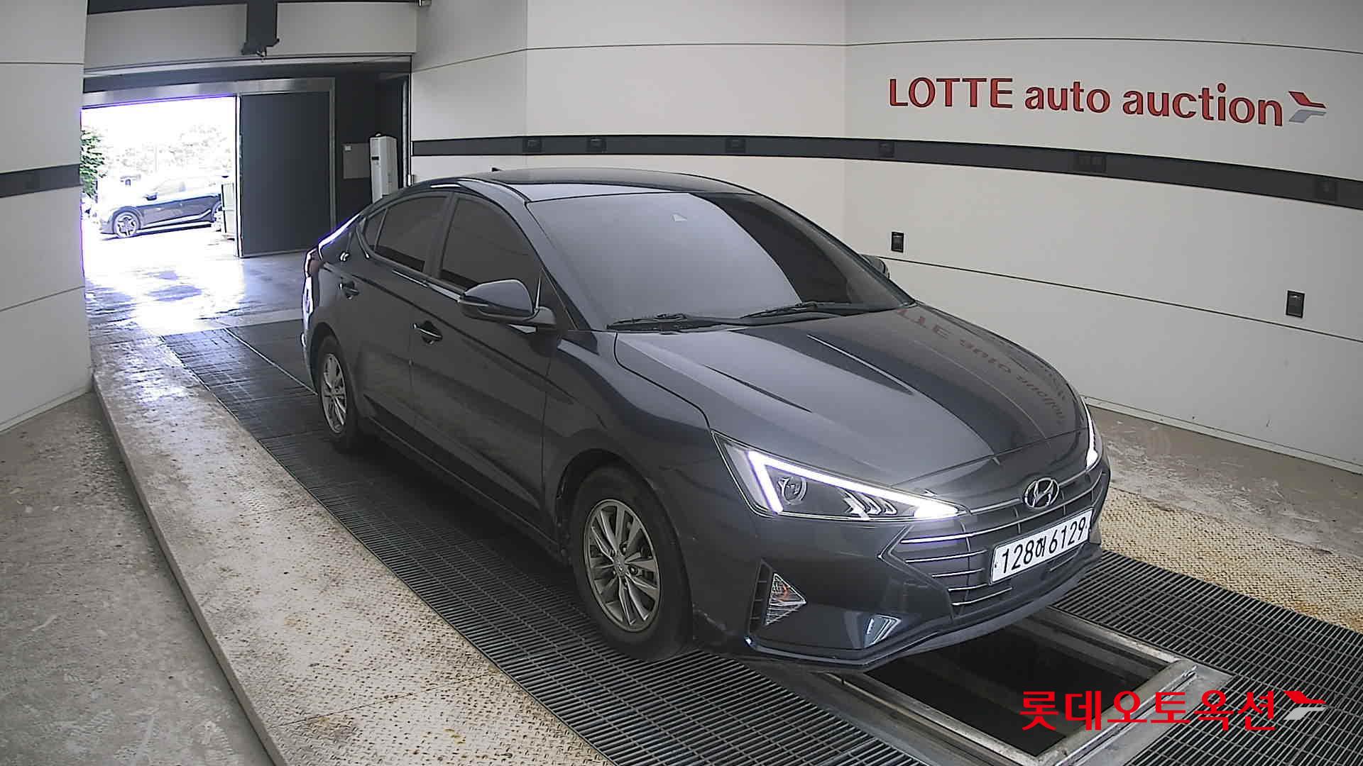 2020 - hyundai avante