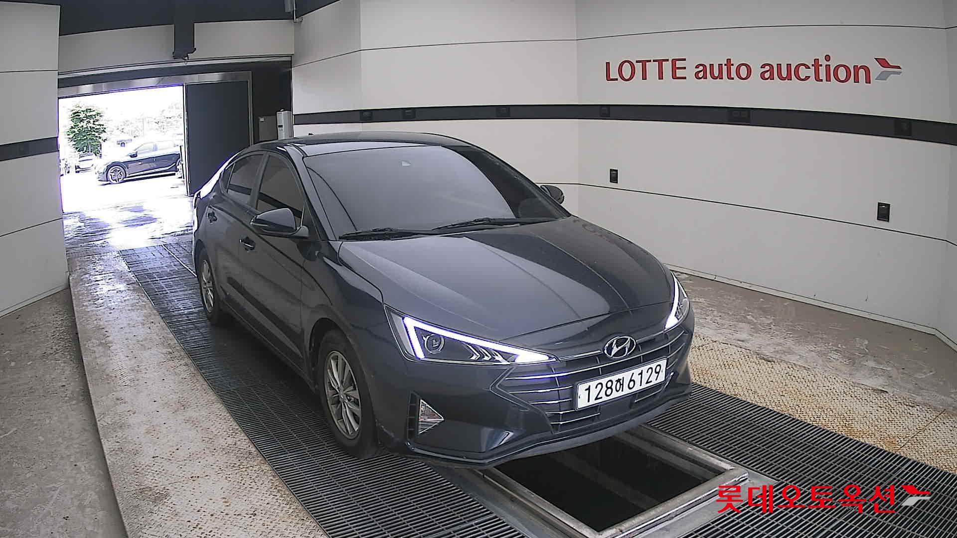 2020 - hyundai avante