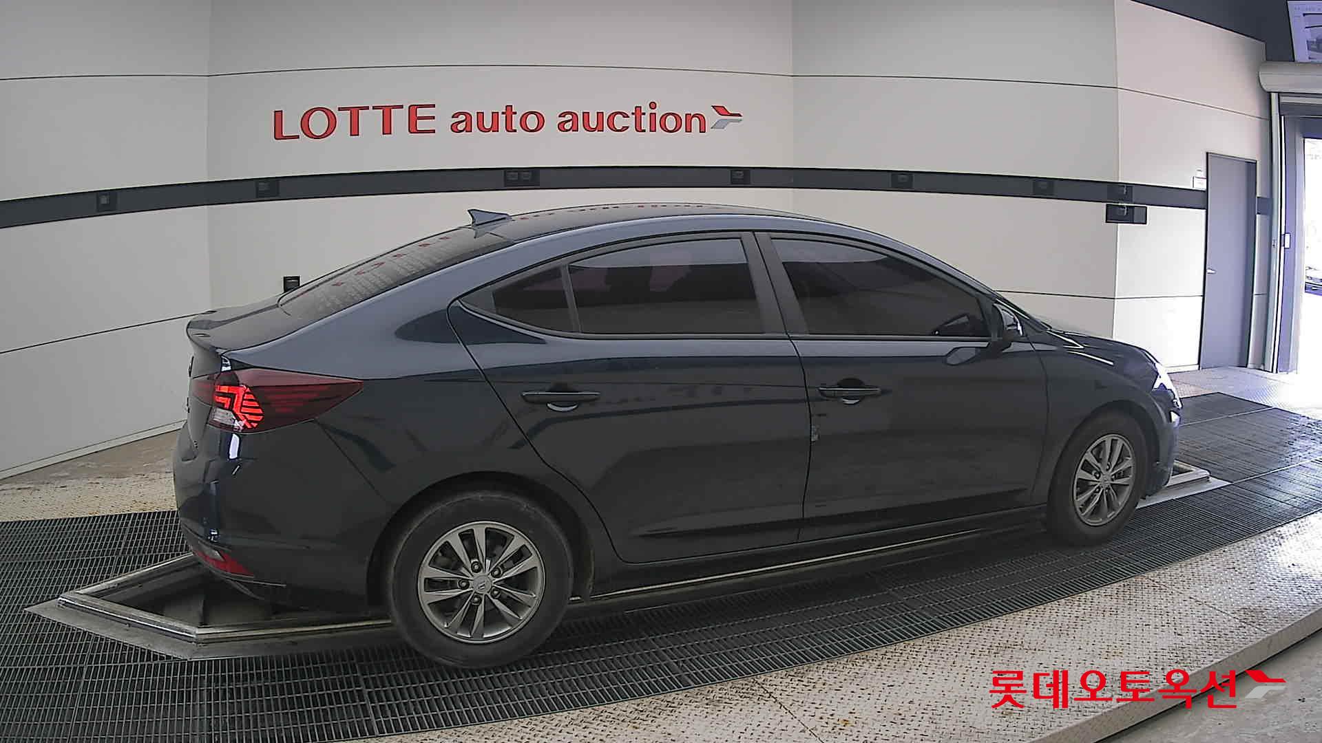 2020 - hyundai avante
