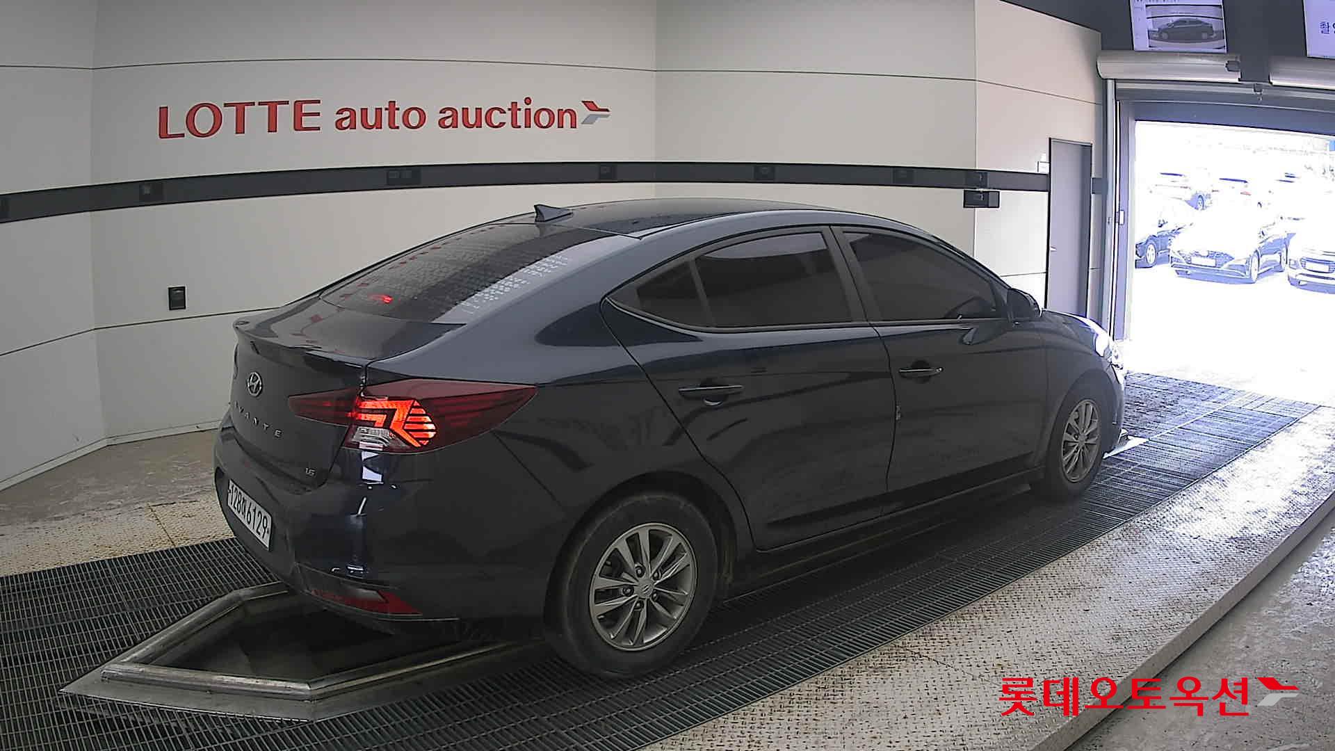 2020 - hyundai avante