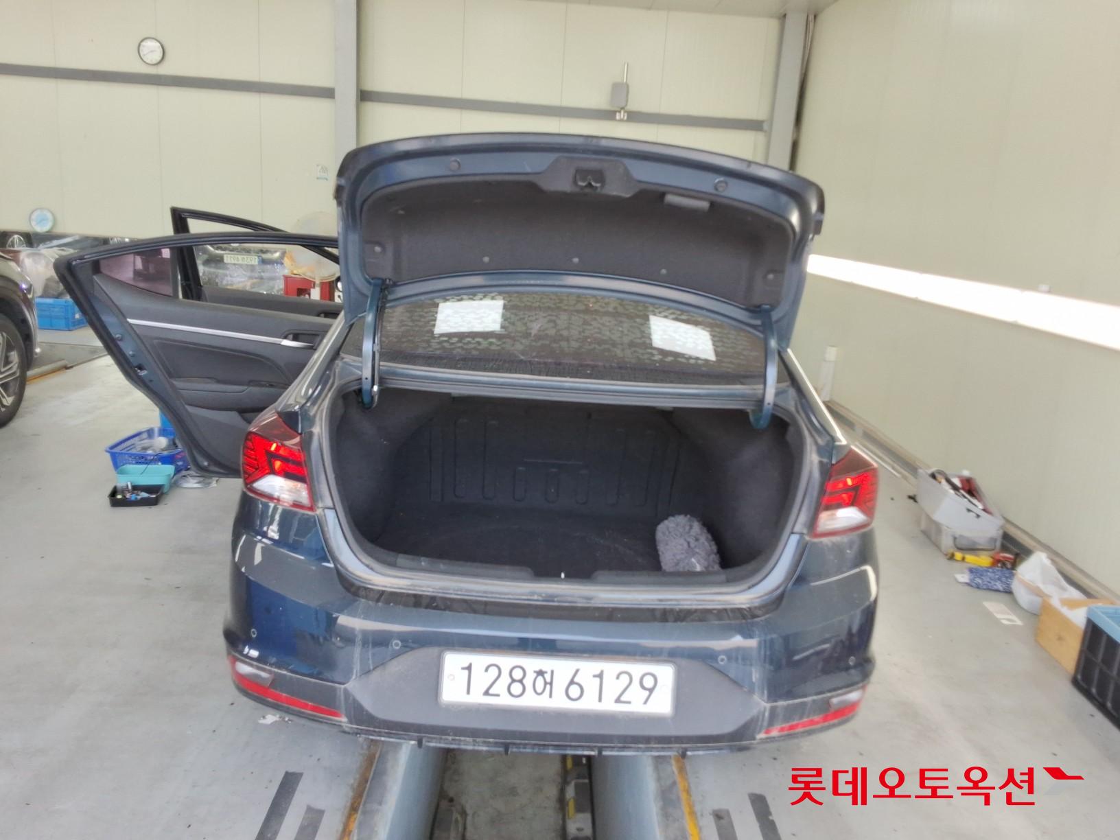 2020 - hyundai avante
