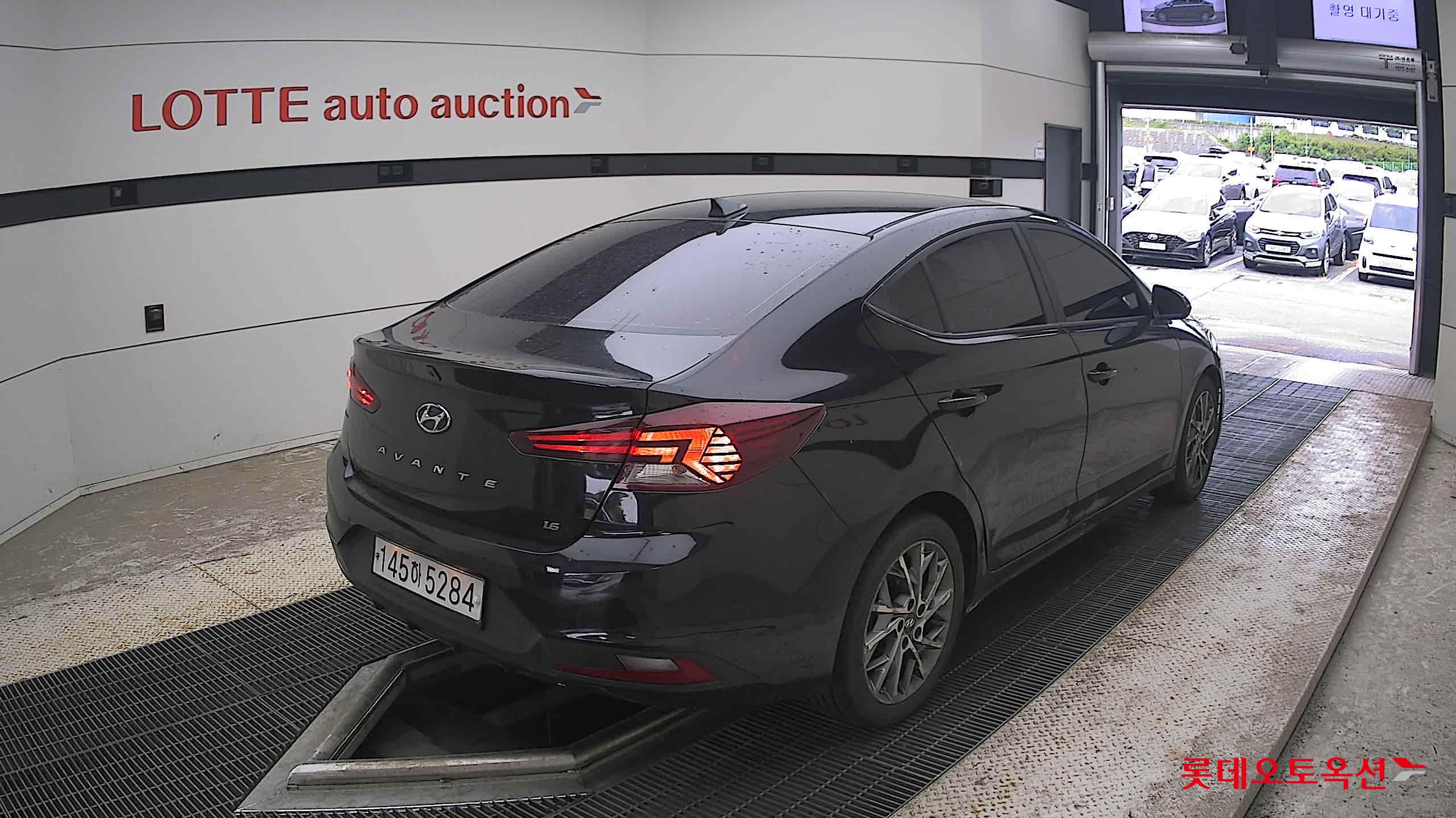 2020 - hyundai avante