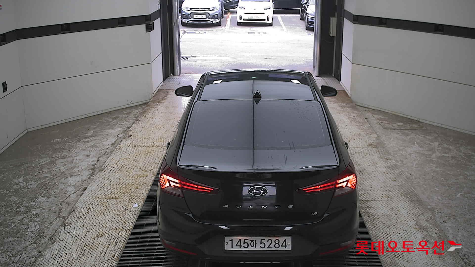 2020 - hyundai avante
