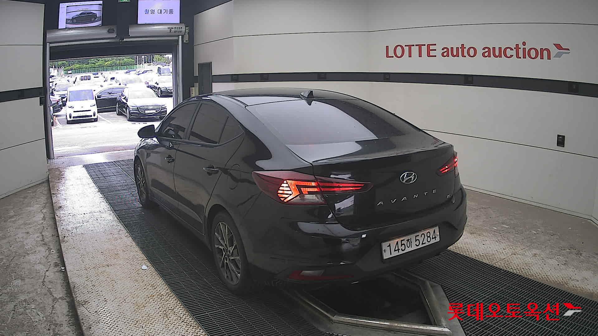 2020 - hyundai avante