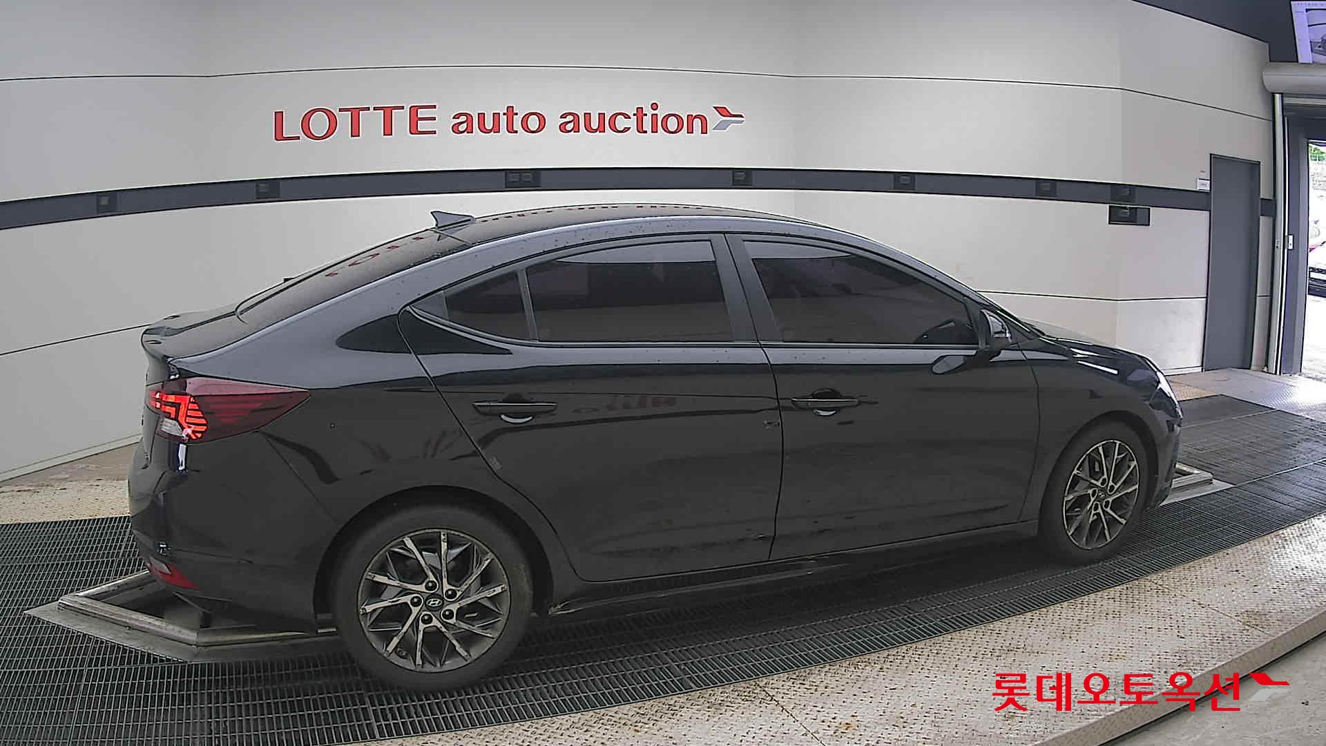 2020 - hyundai avante