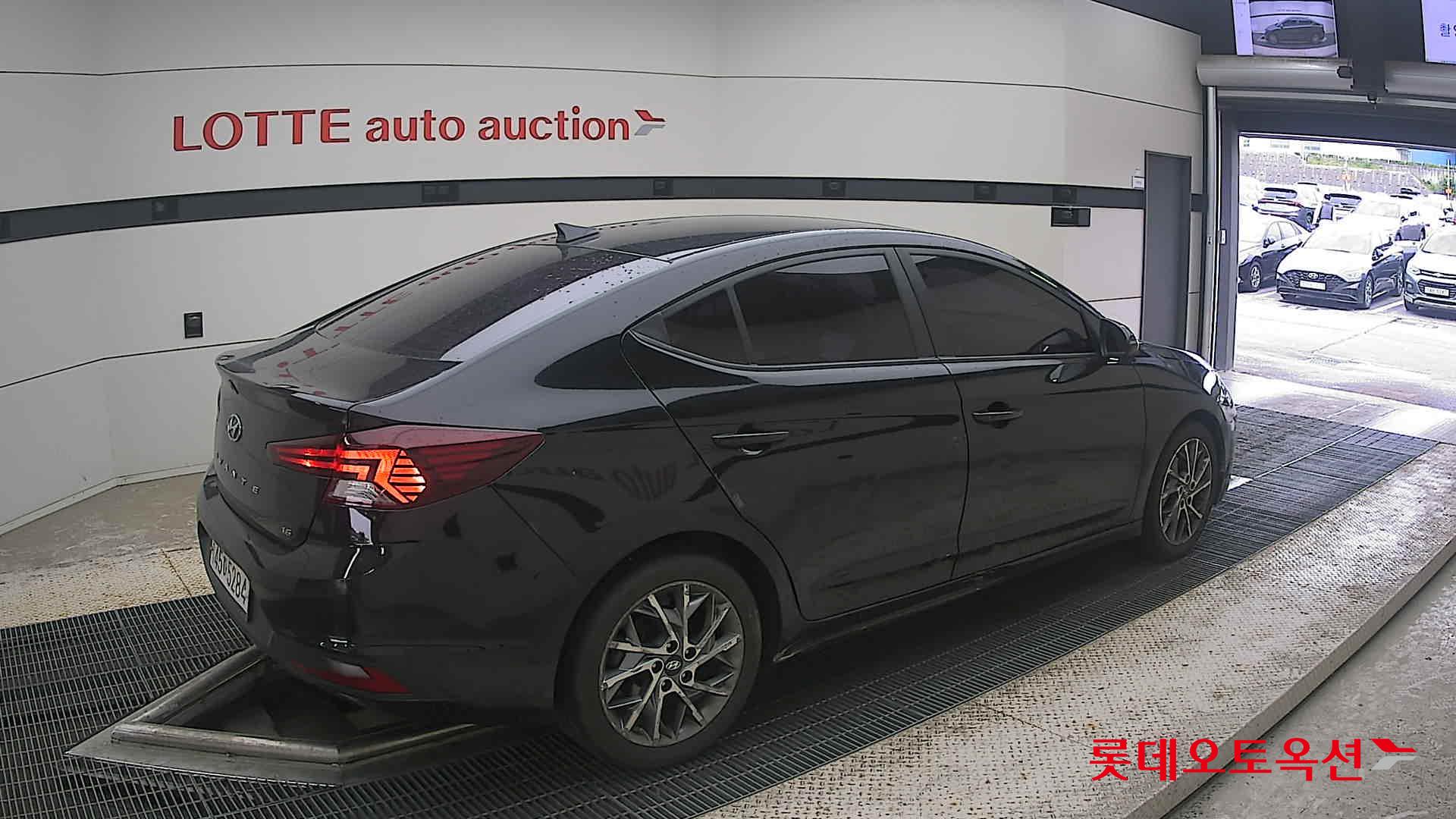2020 - hyundai avante