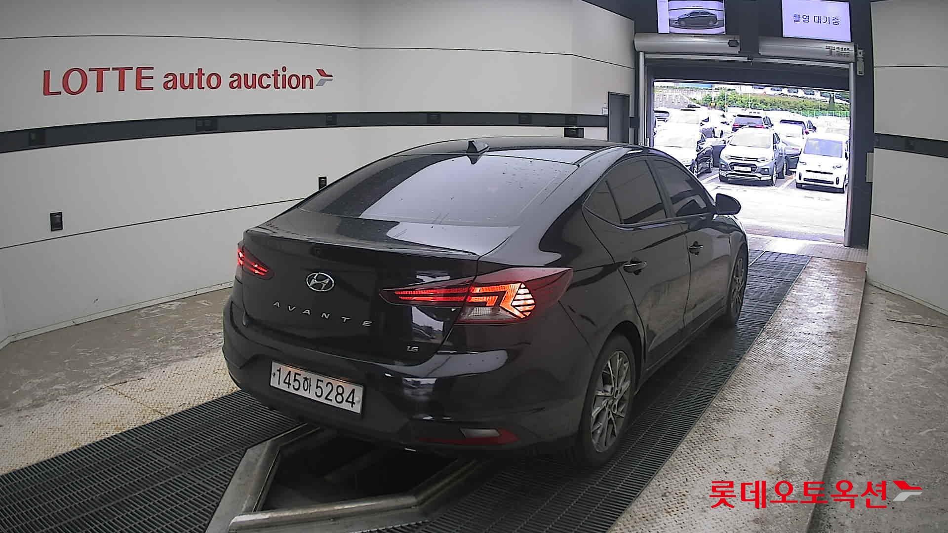 2020 - hyundai avante