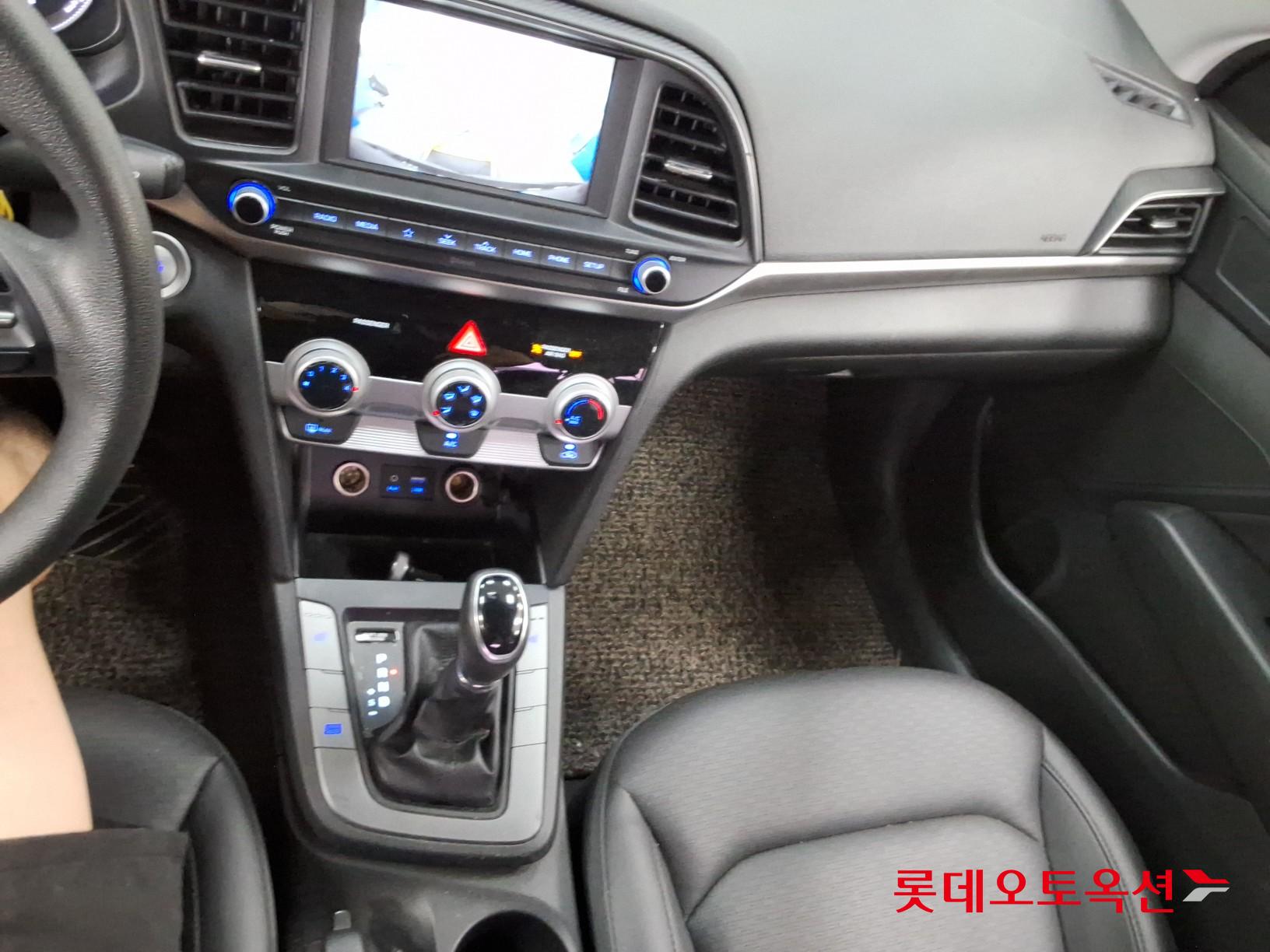 2020 - hyundai avante