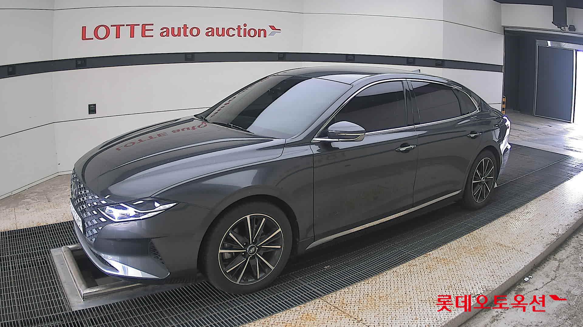 2020 - hyundai grandeur