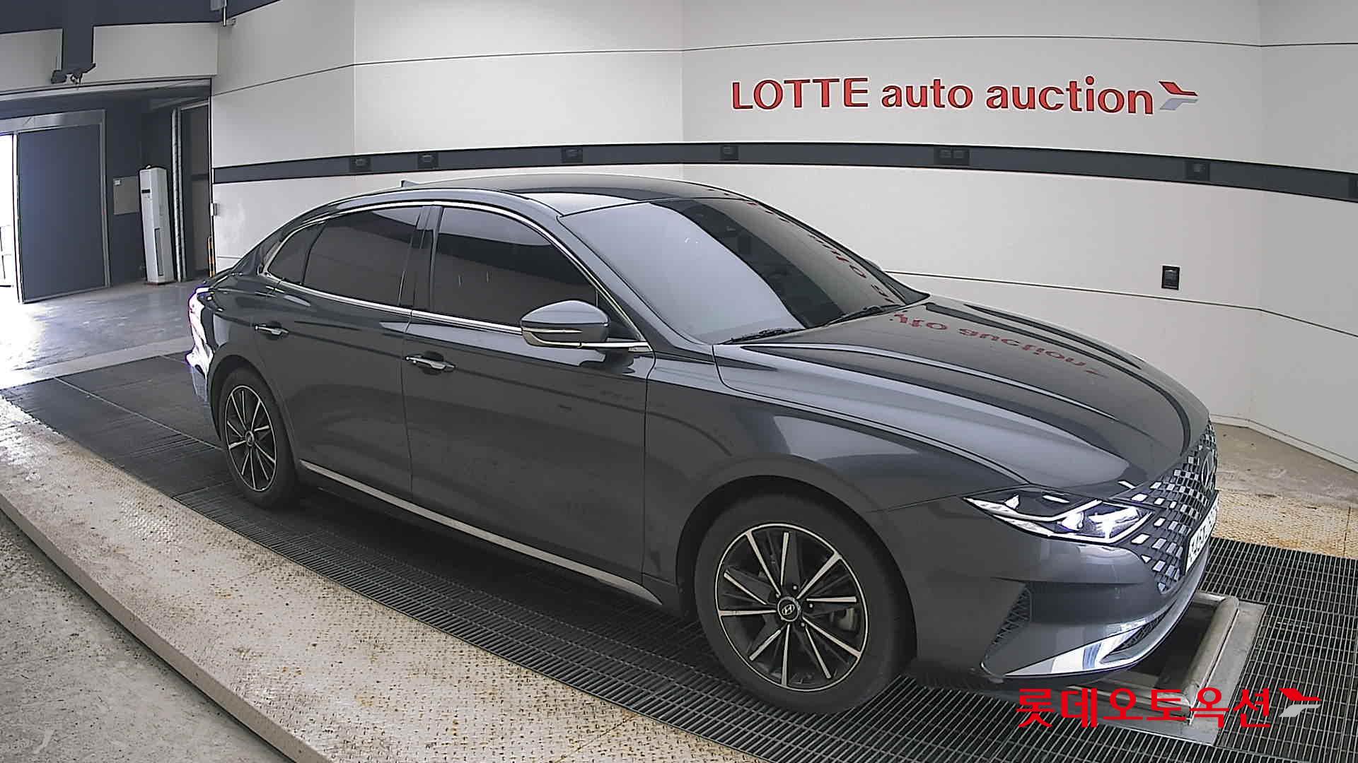 2020 - hyundai grandeur