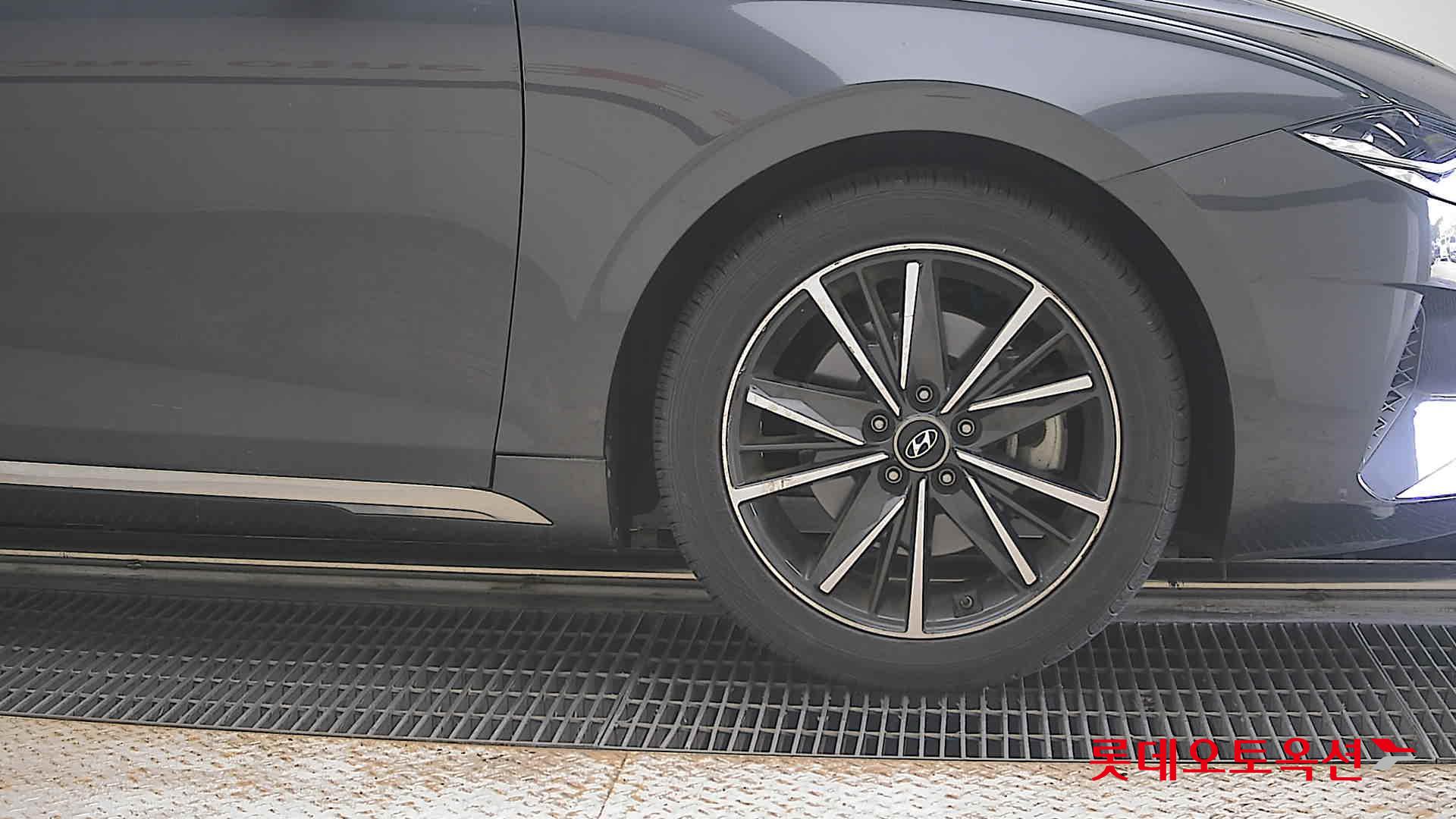 2020 - hyundai grandeur