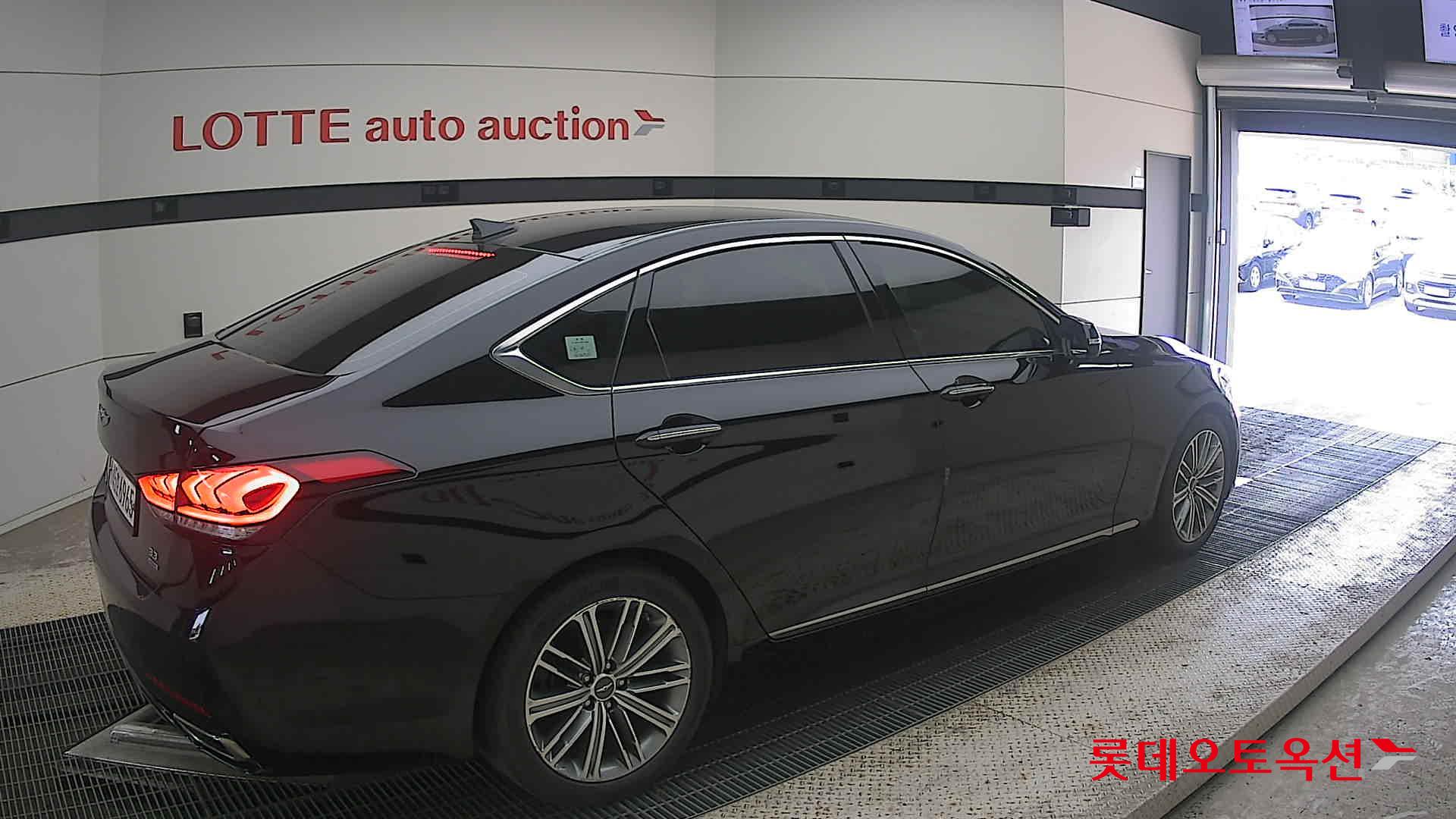 2020 - genesis g80