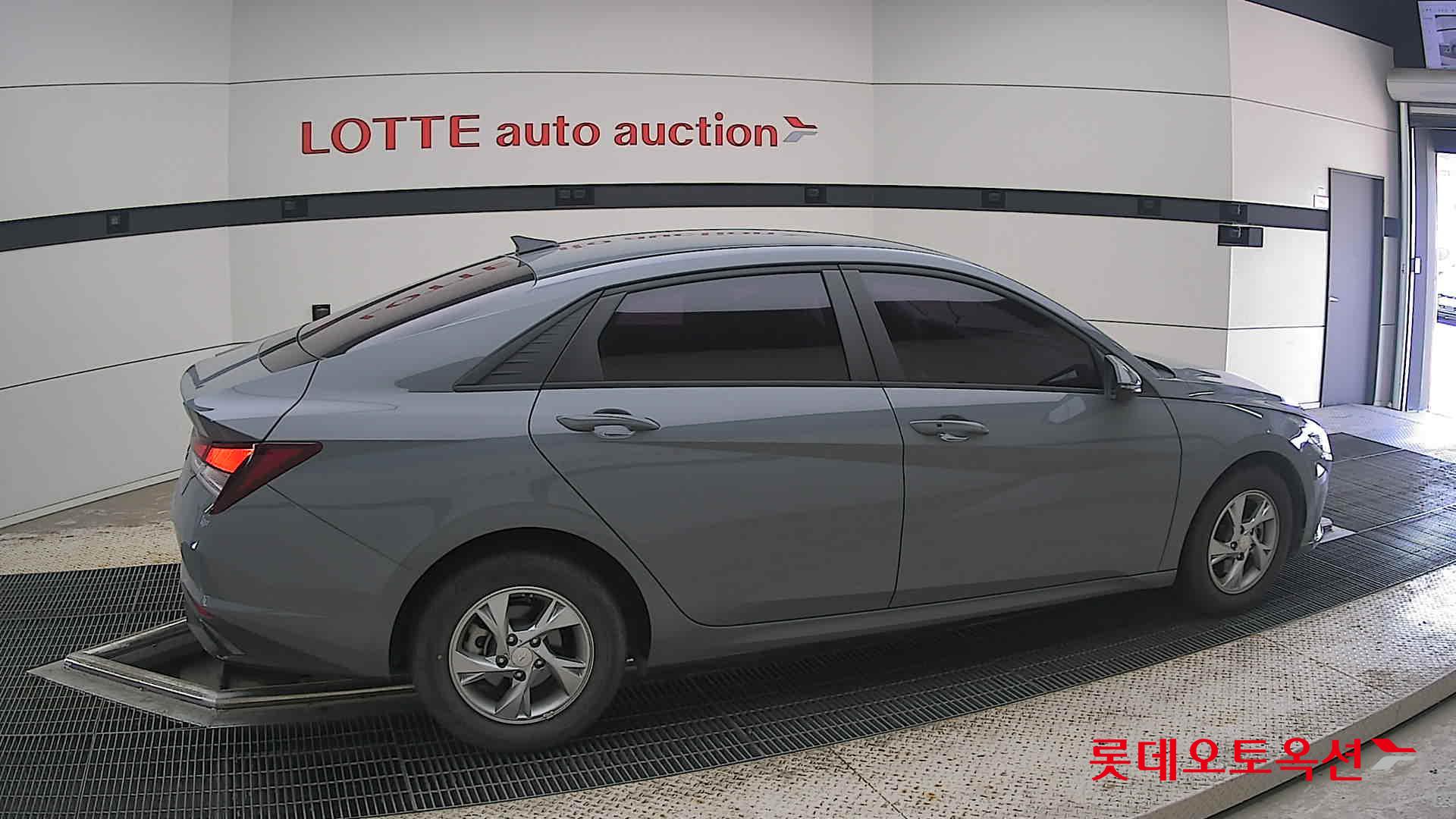 2021 - hyundai avante