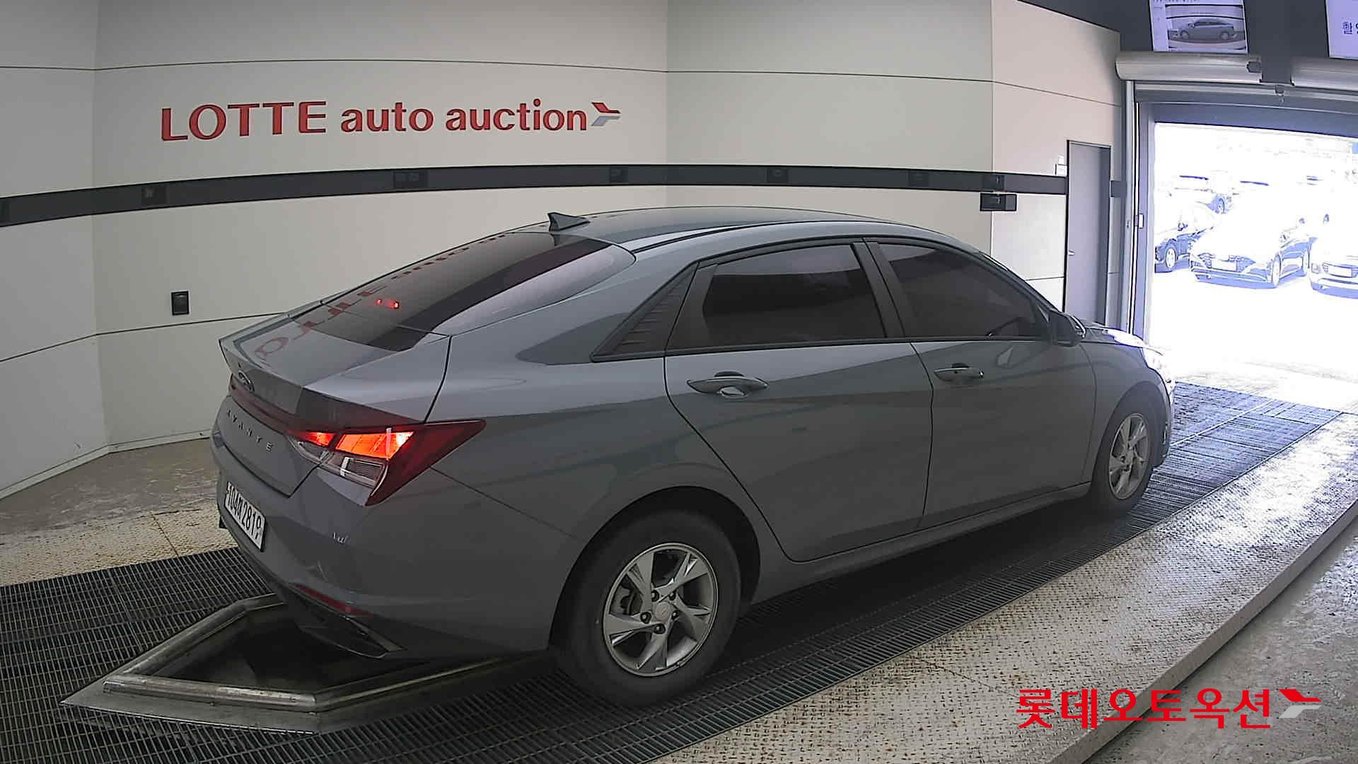 2021 - hyundai avante