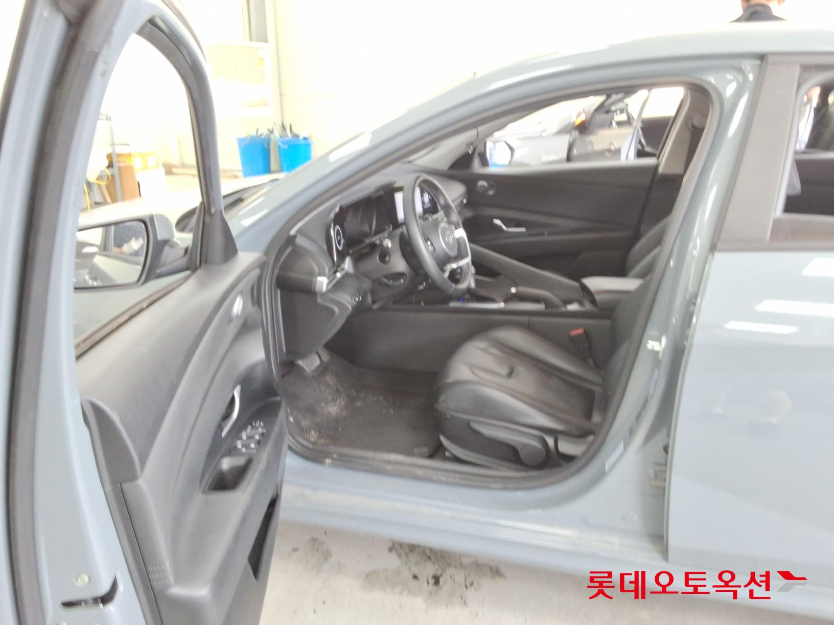 2021 - hyundai avante