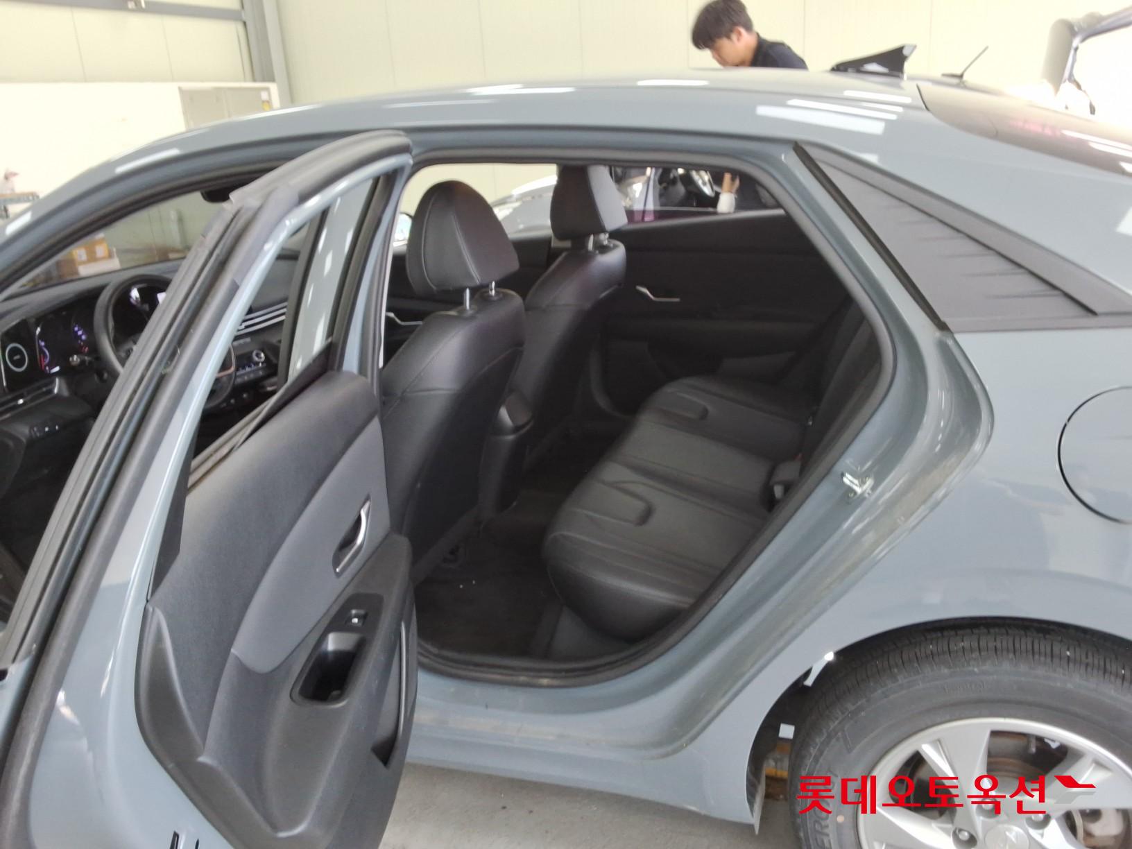 2021 - hyundai avante