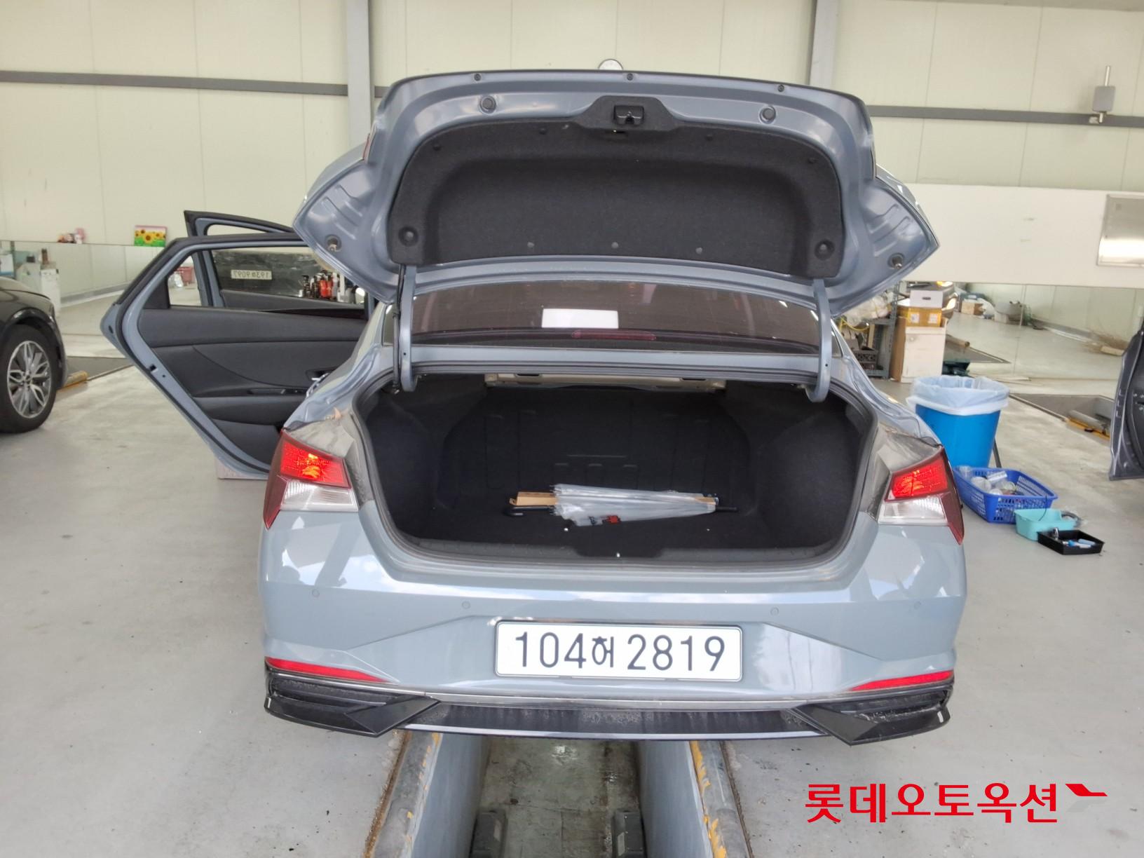 2021 - hyundai avante