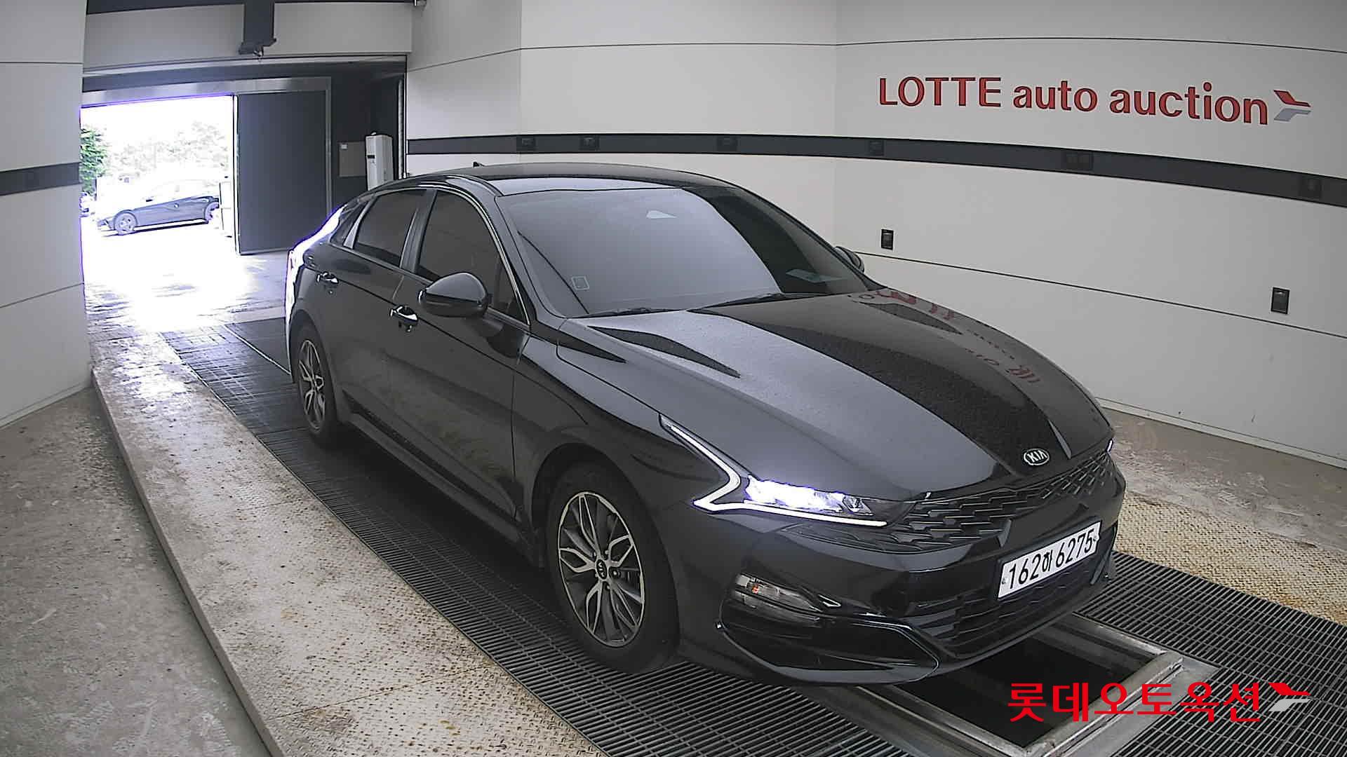 2021 - kia k5