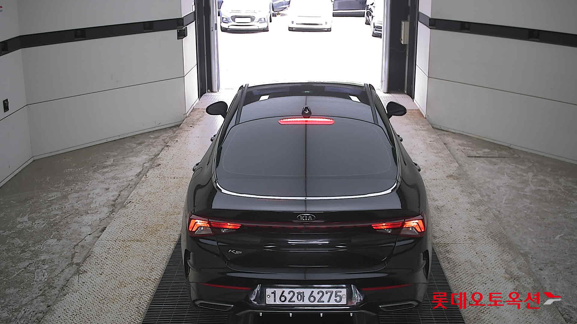 2021 - kia k5