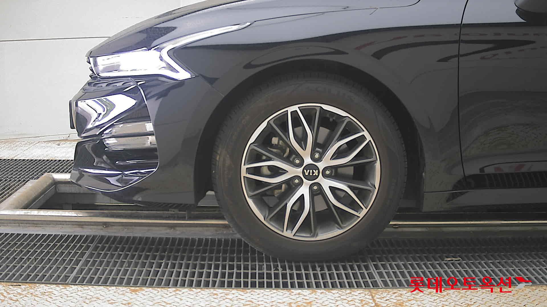 2021 - kia k5