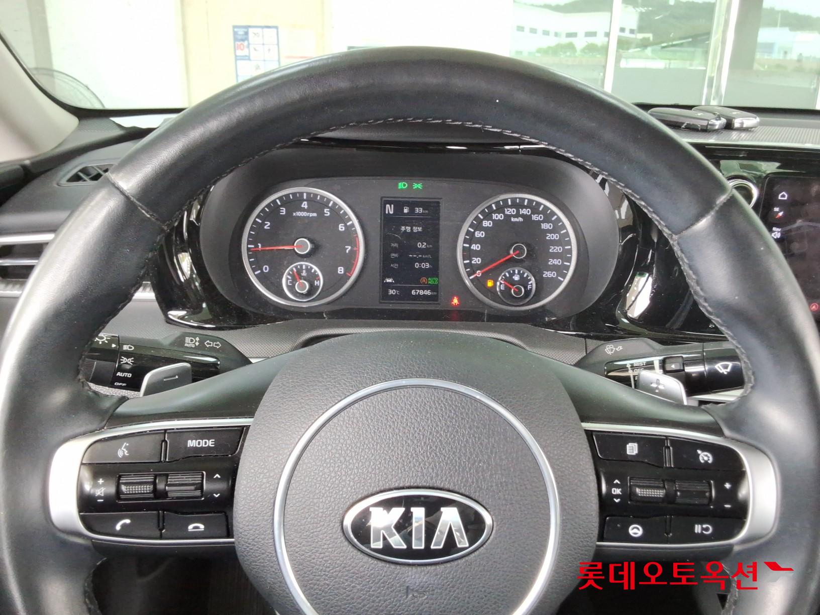 2021 - kia k5