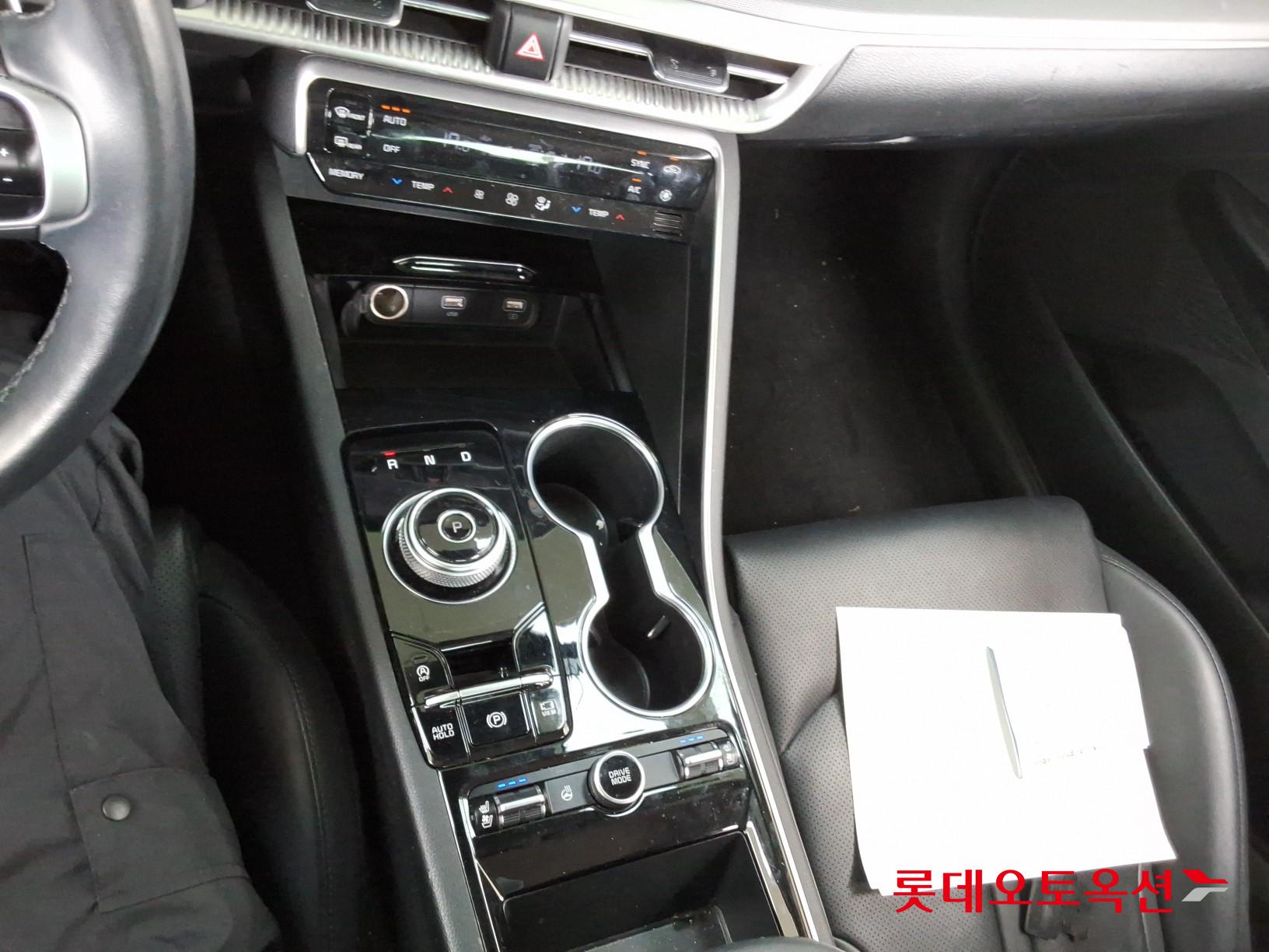 2021 - kia k5