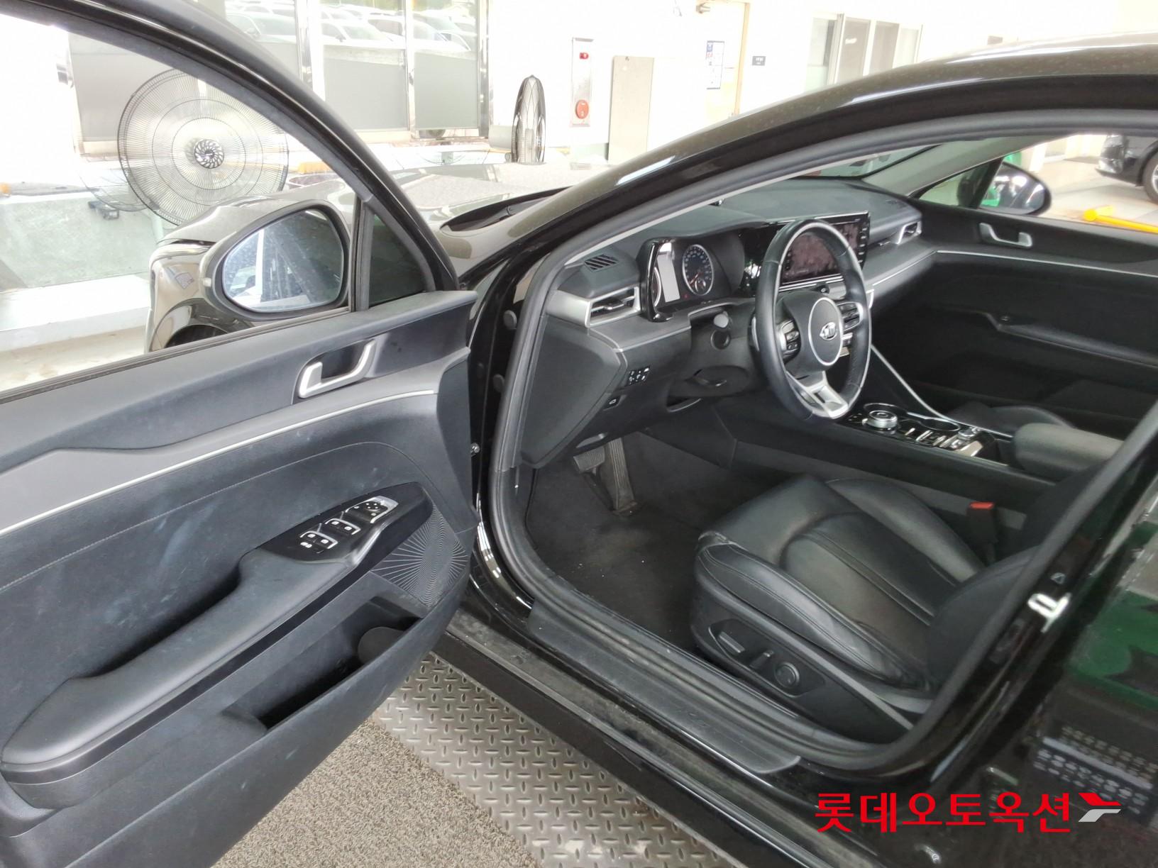 2021 - kia k5