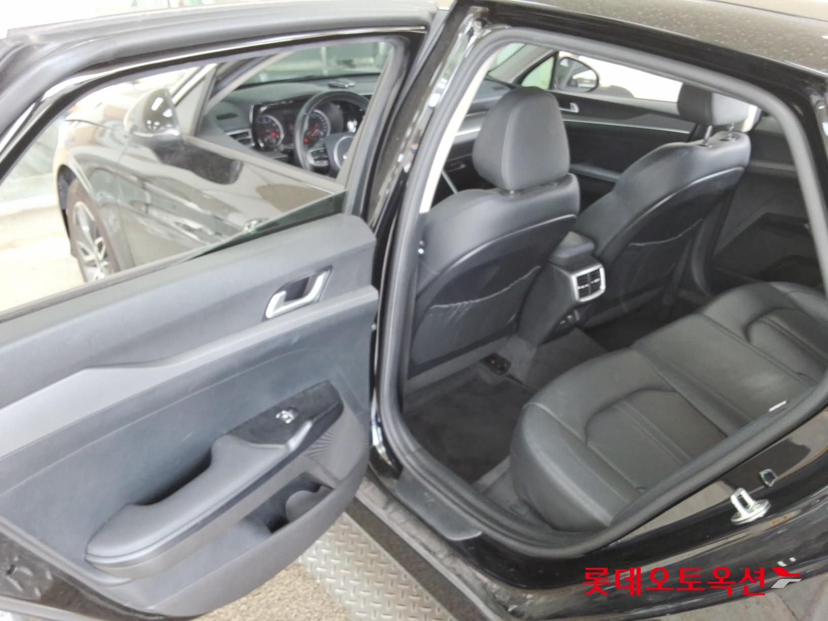 2021 - kia k5
