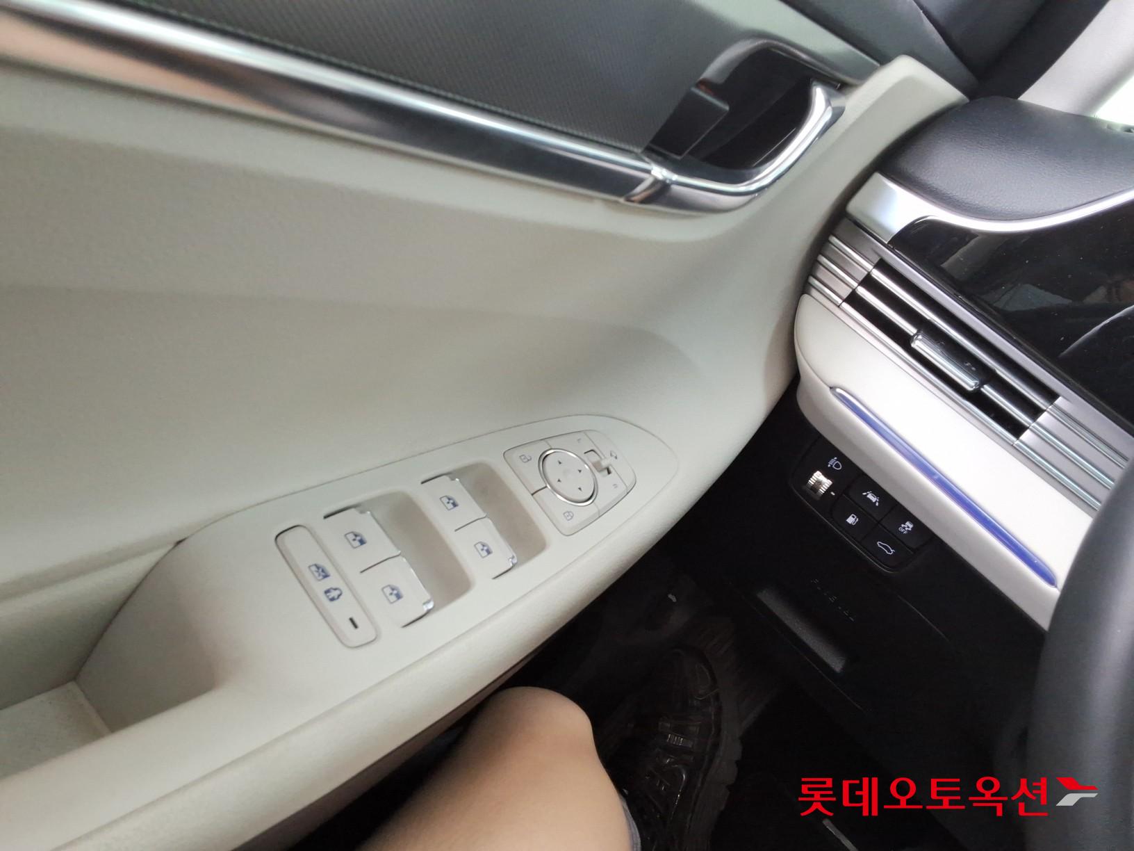 2022 - hyundai grandeur