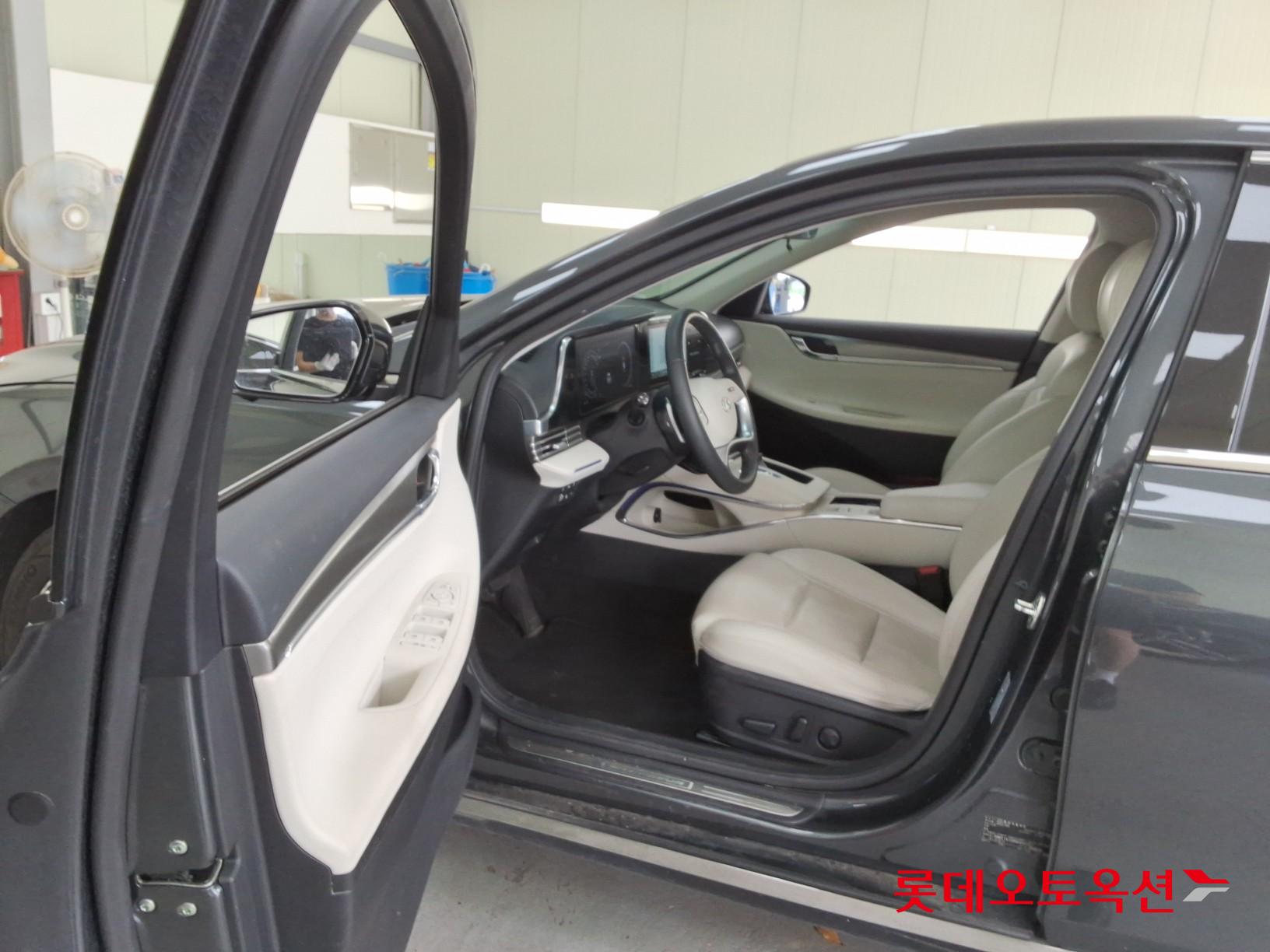 2022 - hyundai grandeur