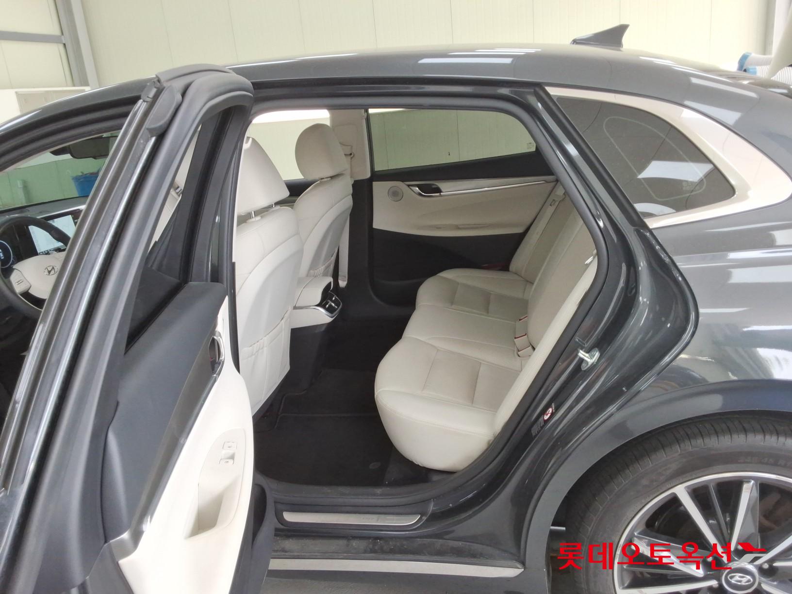 2022 - hyundai grandeur